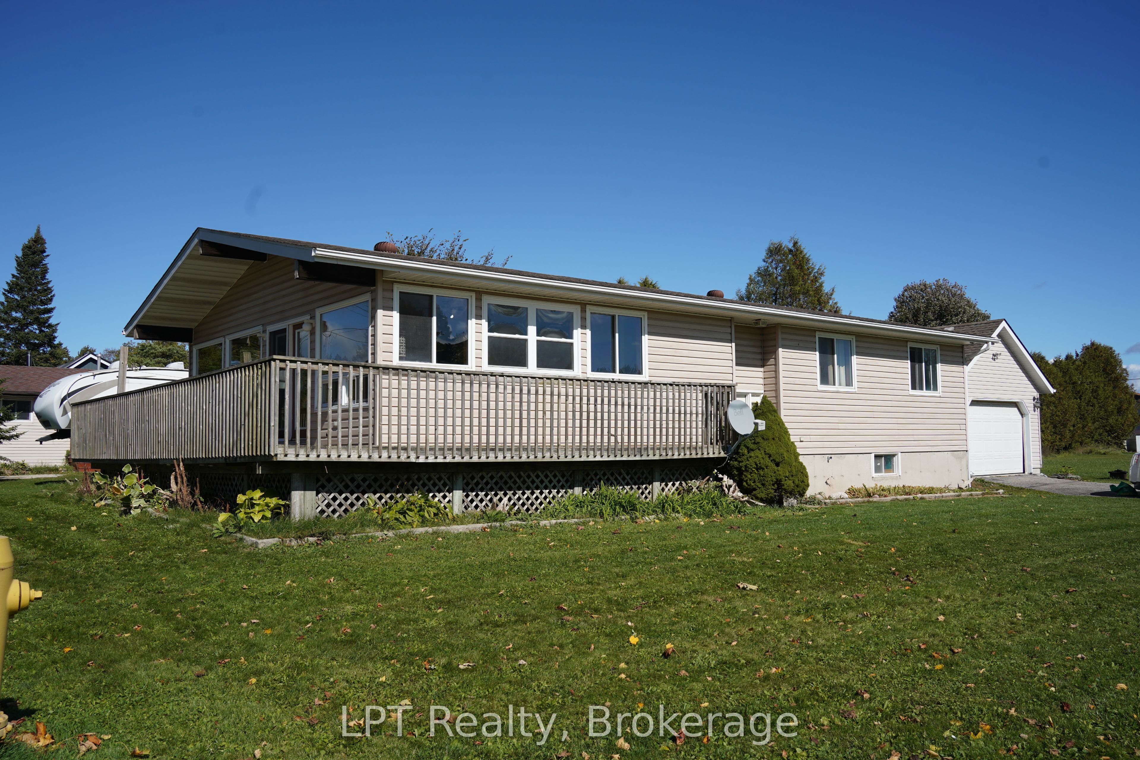 629 John Street Property Photo 1