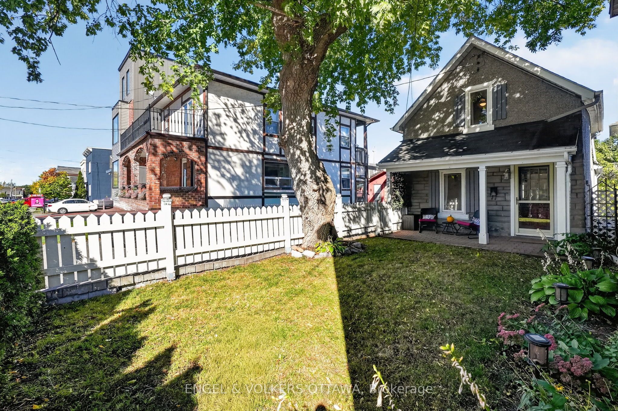 319 Savard Avenue Property Photo 4