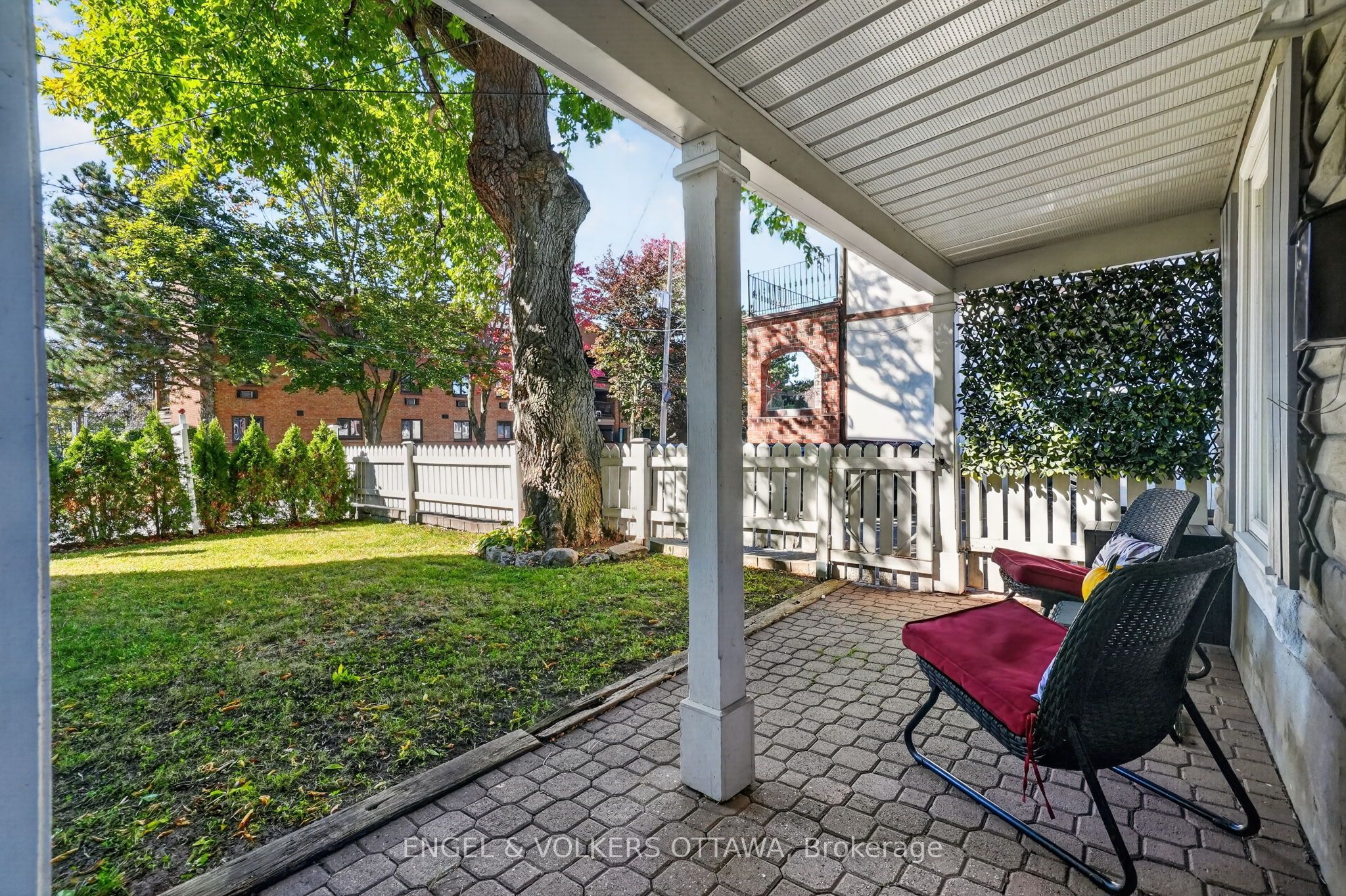 319 Savard Avenue Property Photo 6