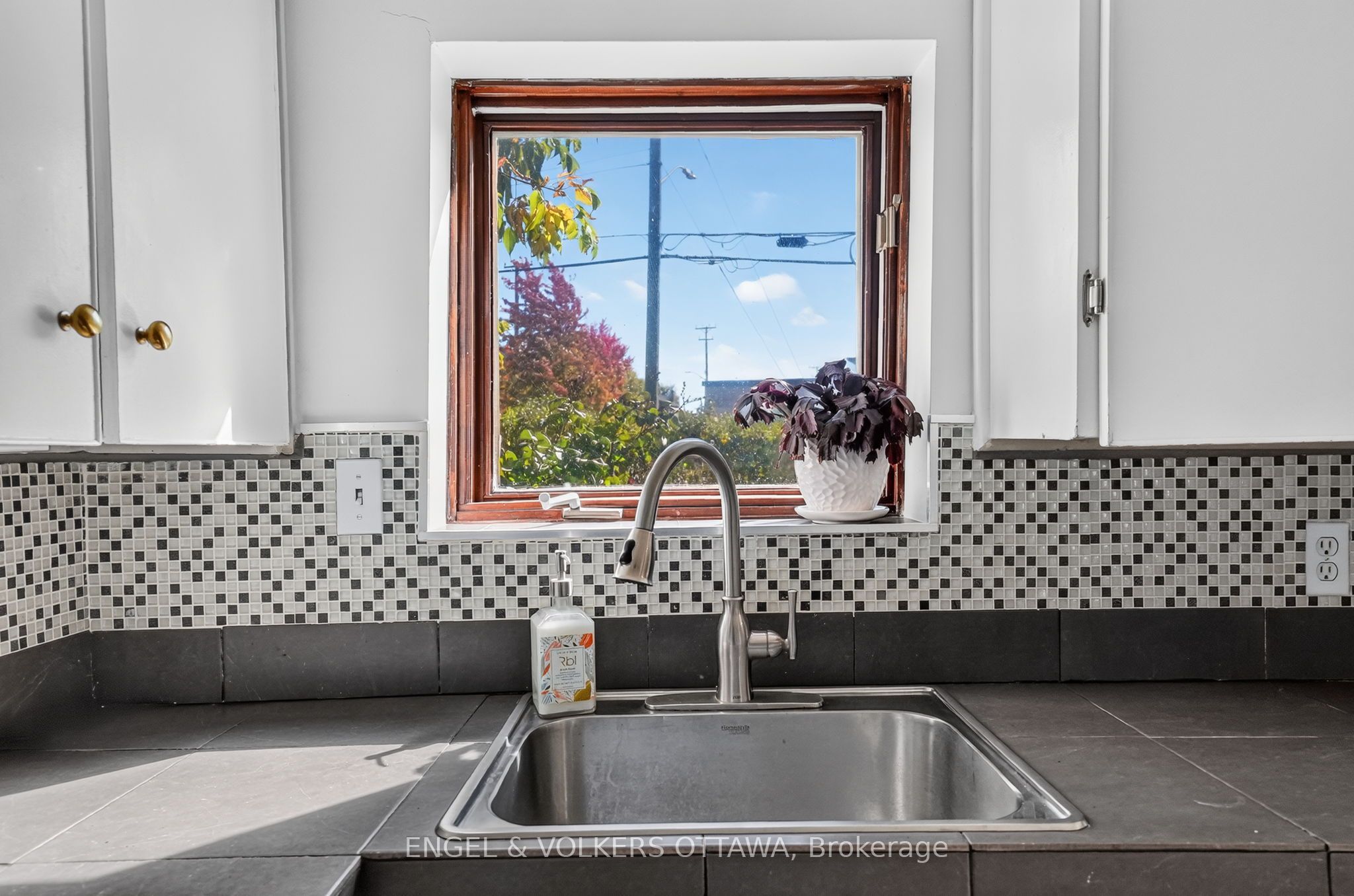 319 Savard Avenue Property Photo 26