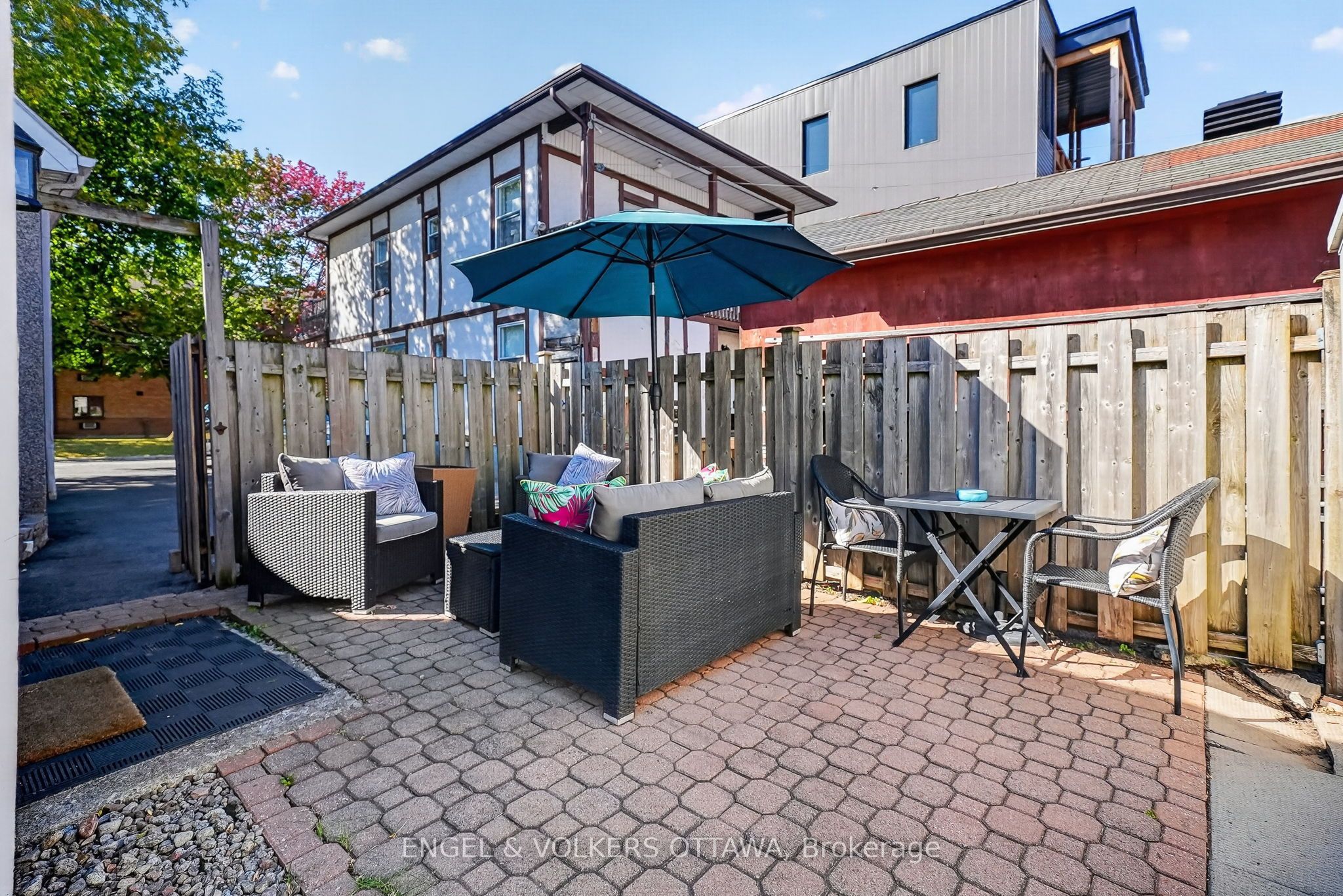 319 Savard Avenue Property Photo 40