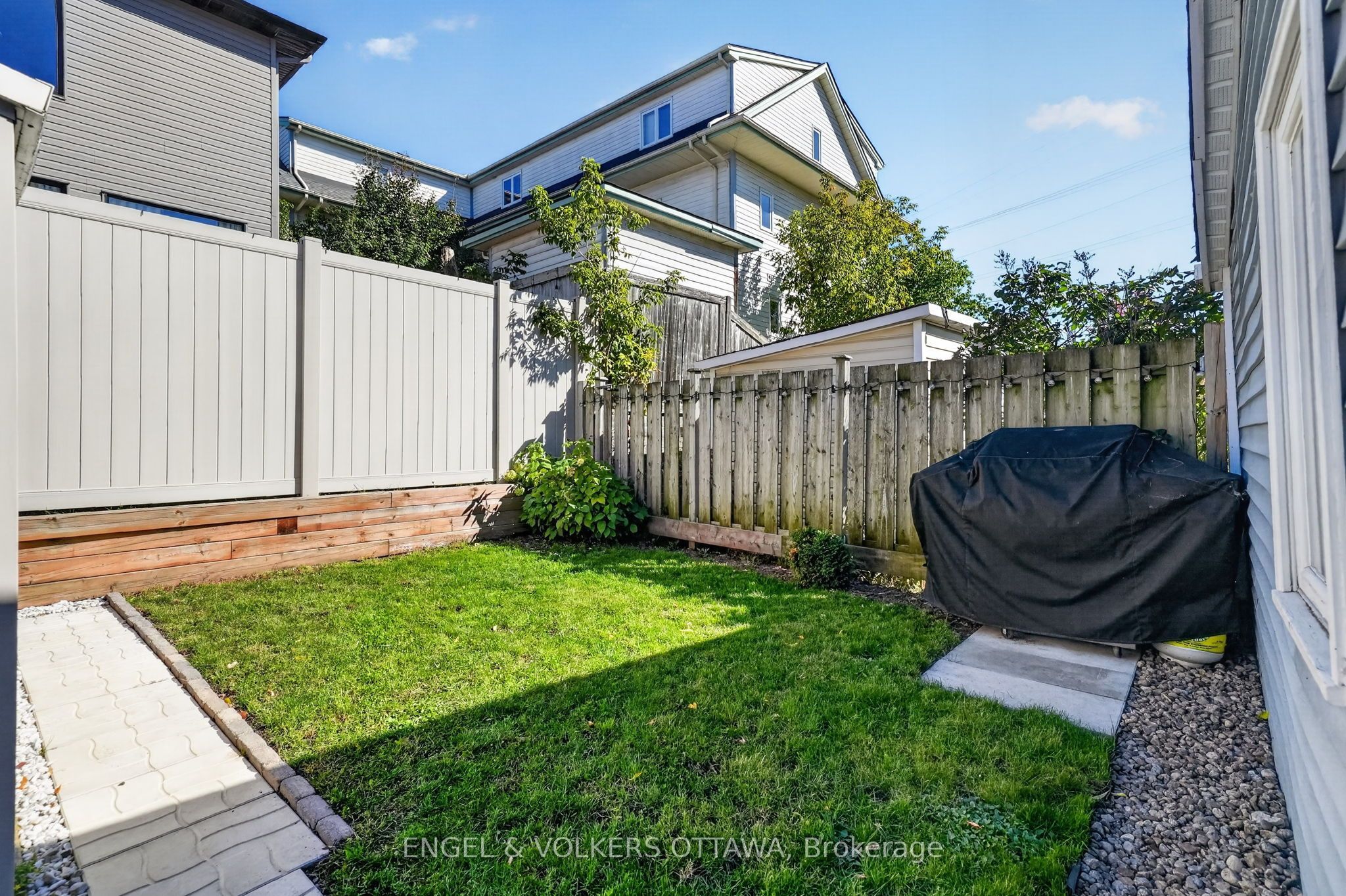 319 Savard Avenue Property Photo 42