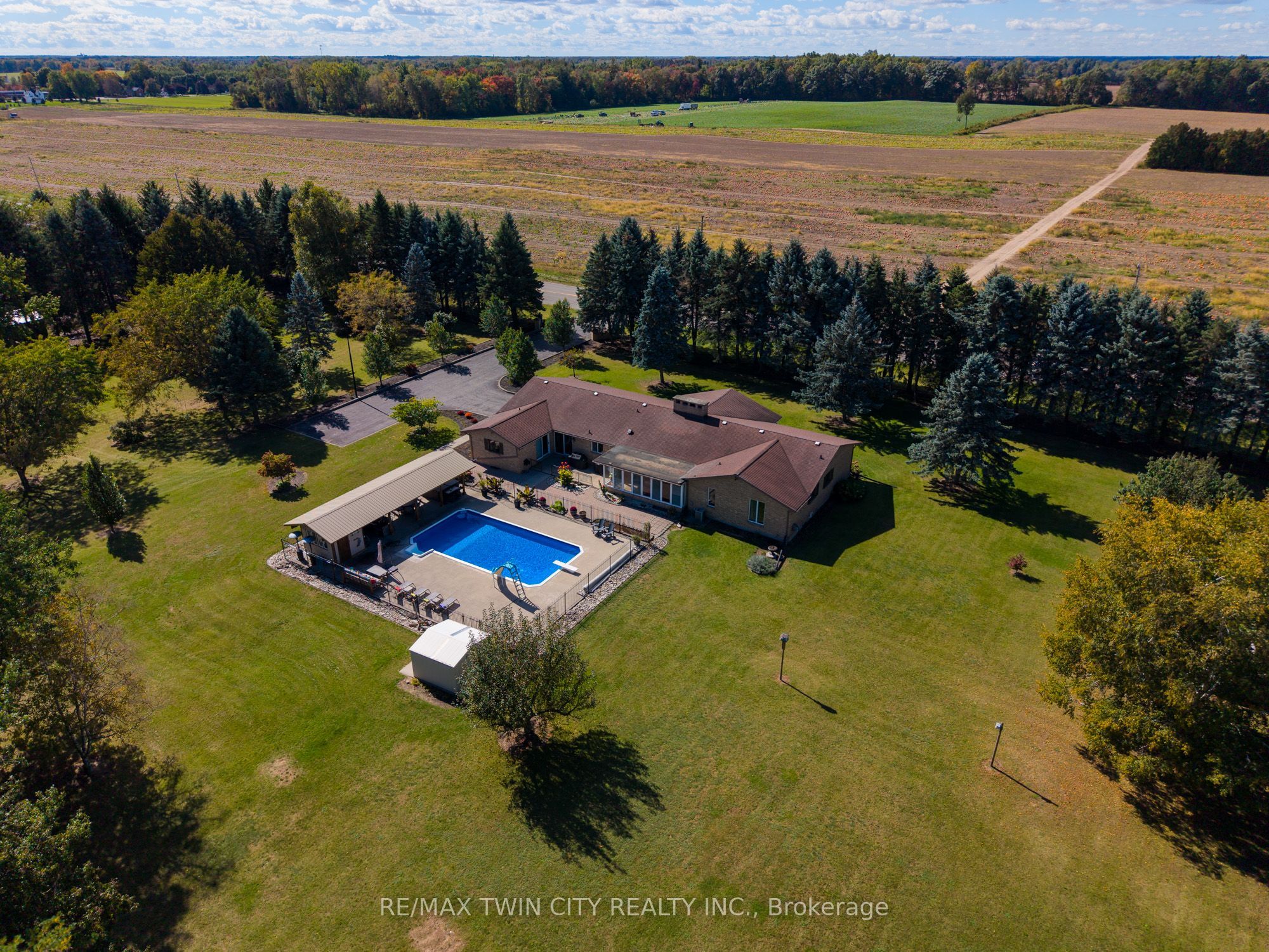 3362 Teeterville Road Property Photo 2