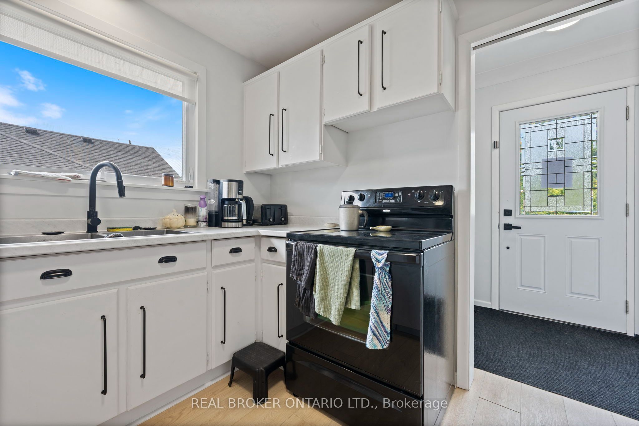 23 Homewood Avenue Property Photo 11