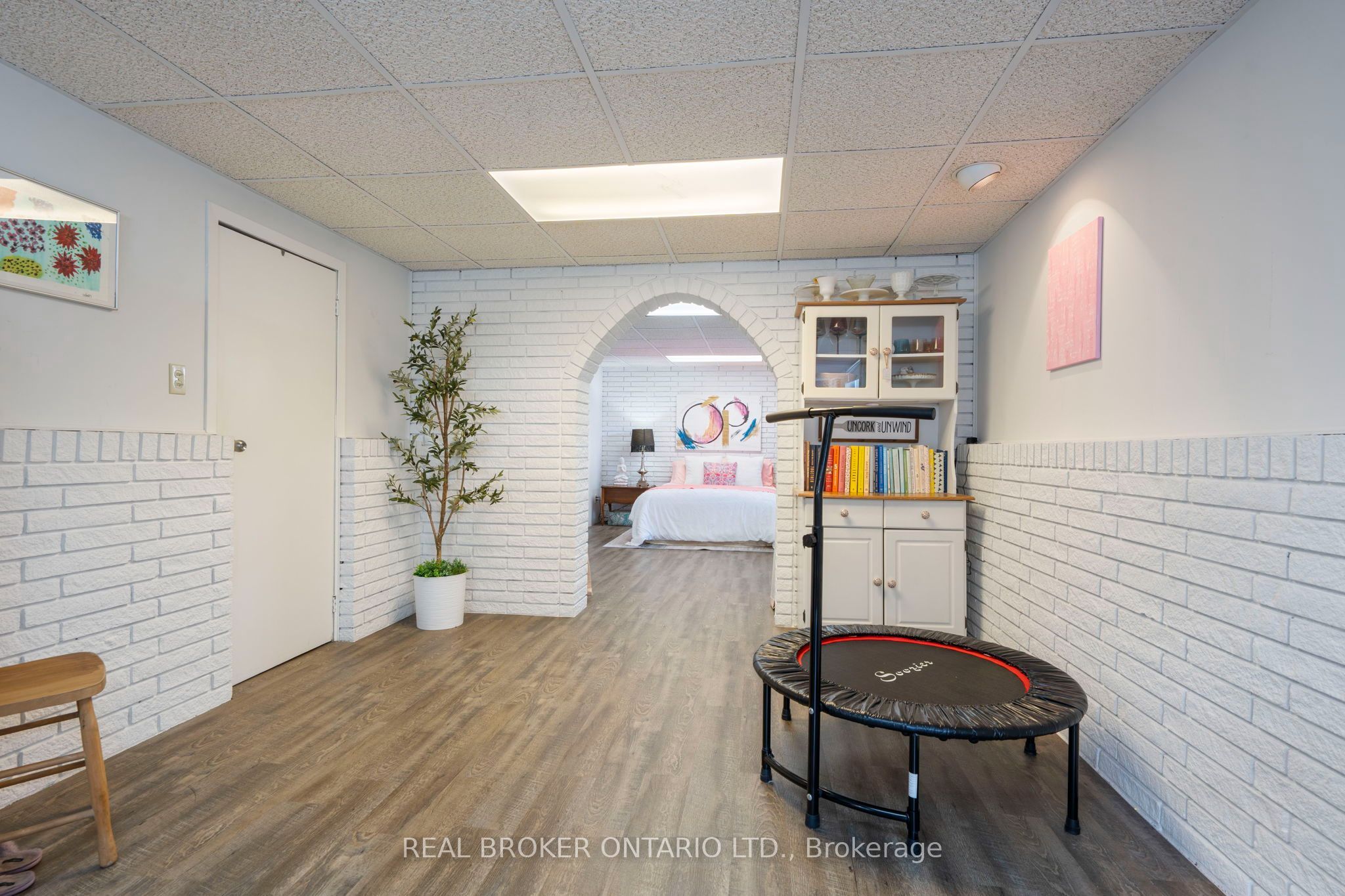 23 Homewood Avenue Property Photo 20