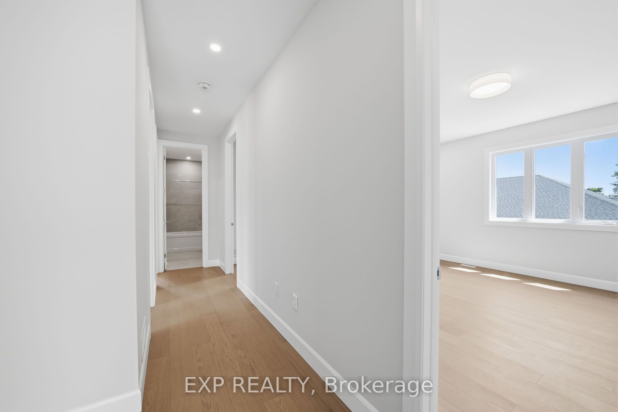 253 John Street Property Photo 20