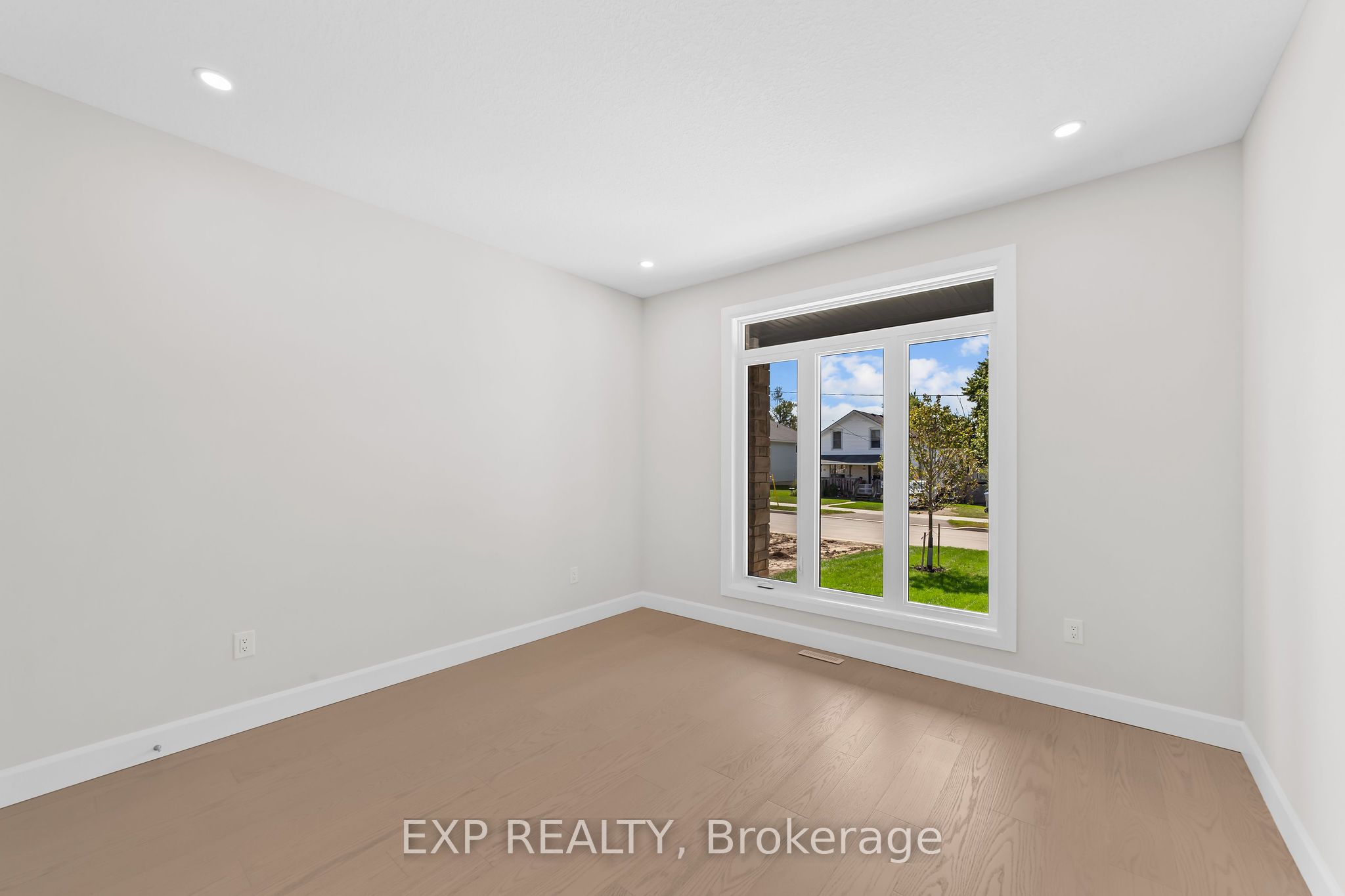 409 Ontario Street Property Photo 16