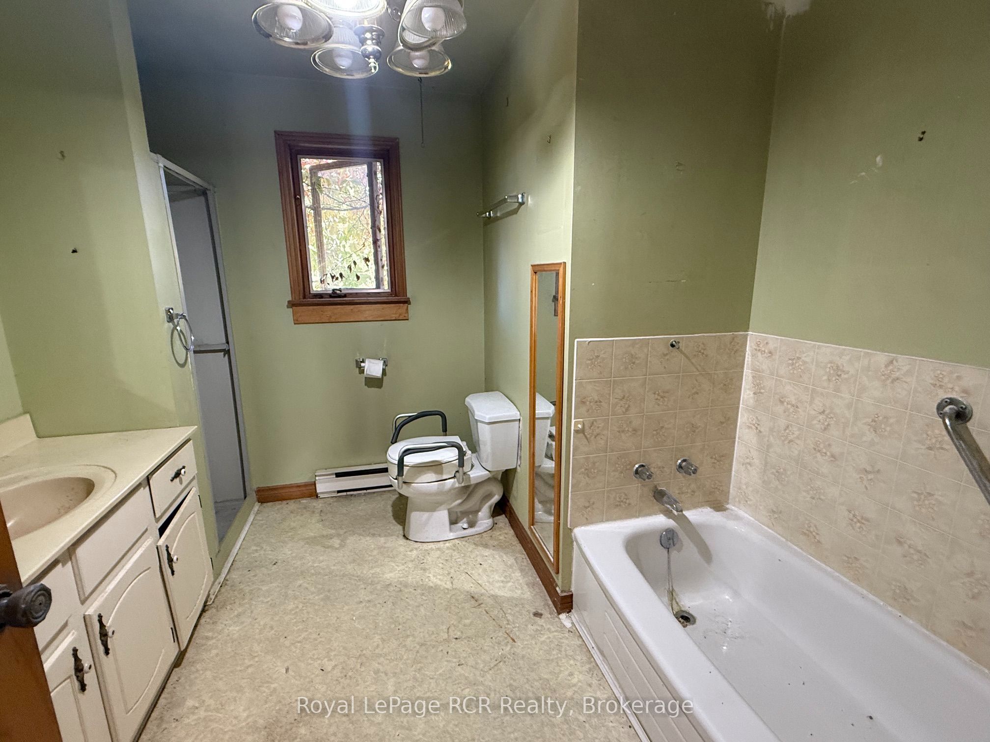 204470 Highway 26 Property Photo 29