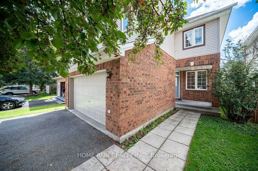 14 Spur Avenue Property Photo 3