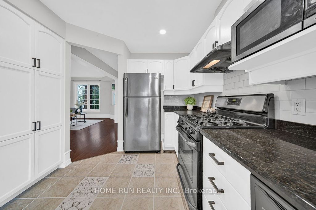 14 Spur Avenue Property Photo 18