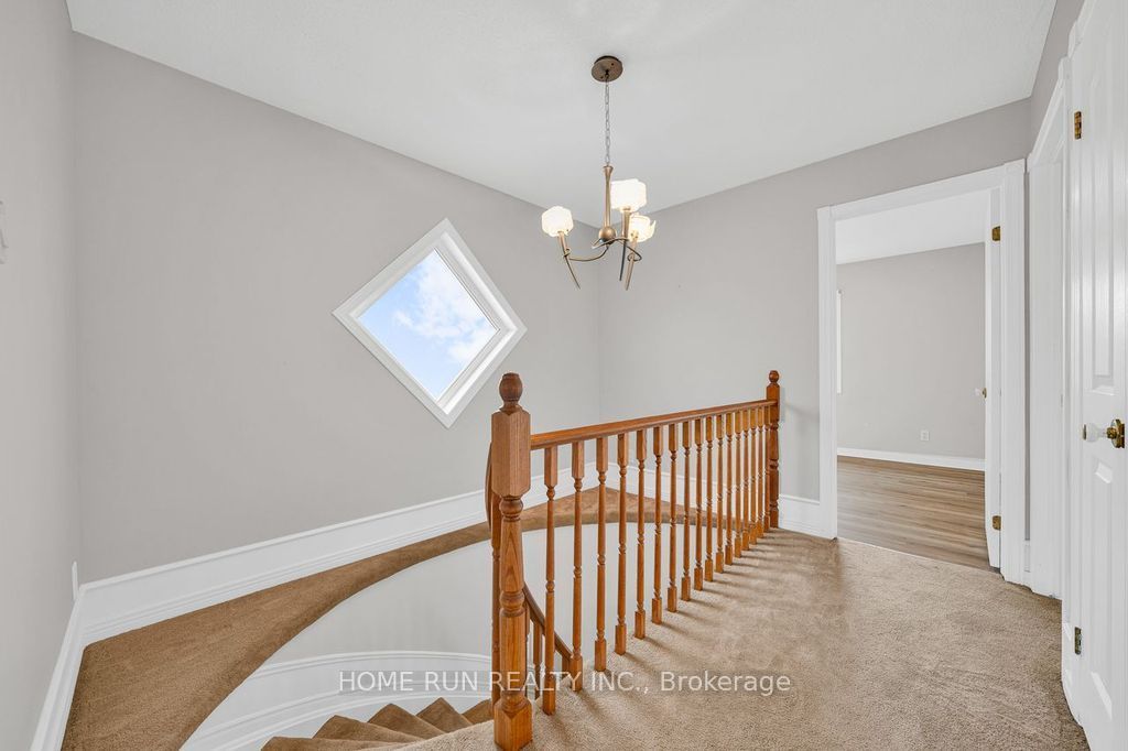 14 Spur Avenue Property Photo 30