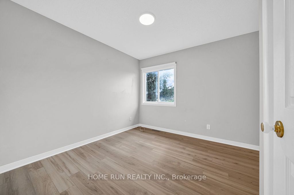 14 Spur Avenue Property Photo 37