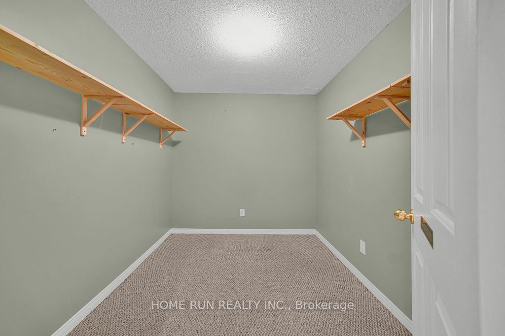 14 Spur Avenue Property Photo 43