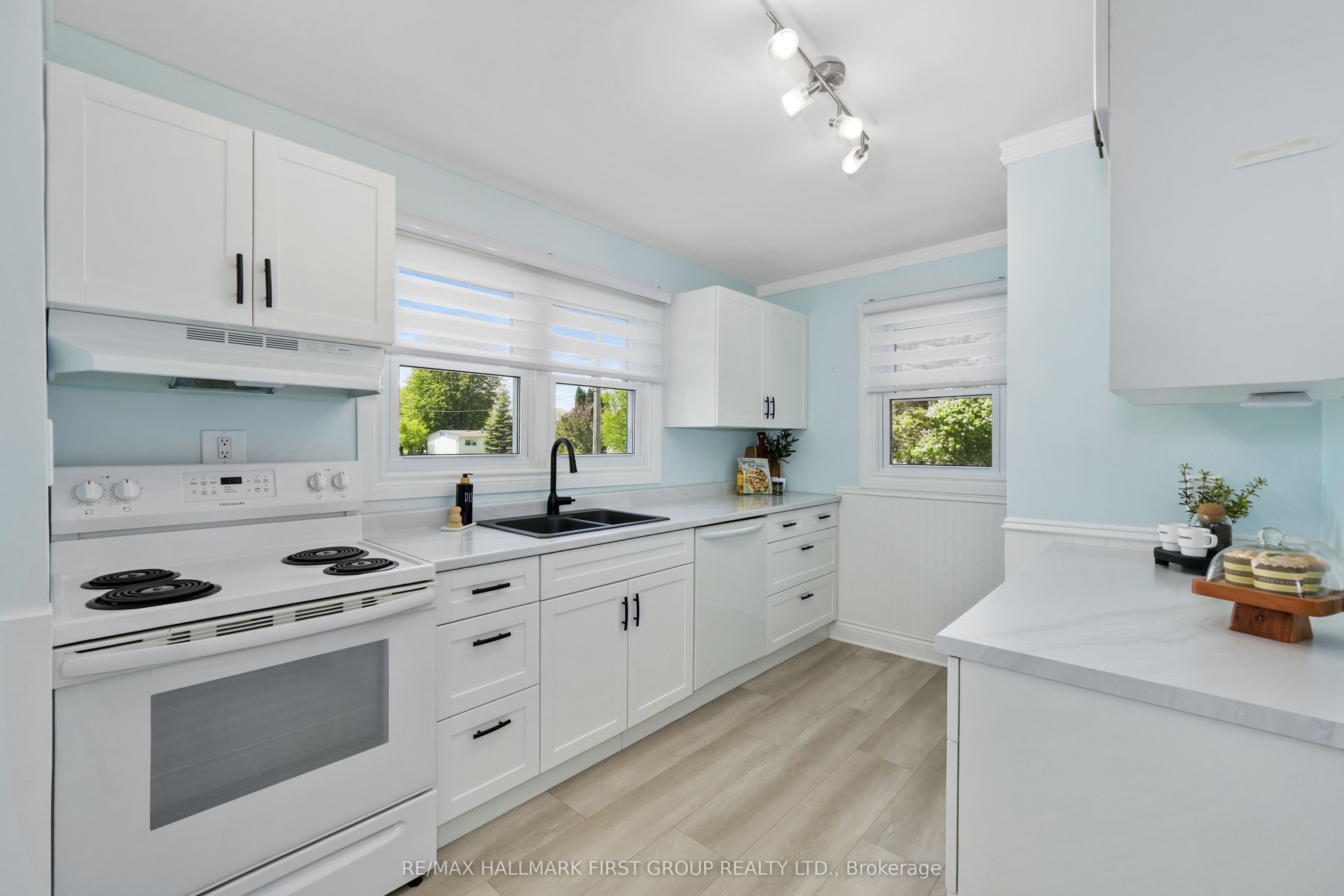 40 Whites Road Property Photo 17