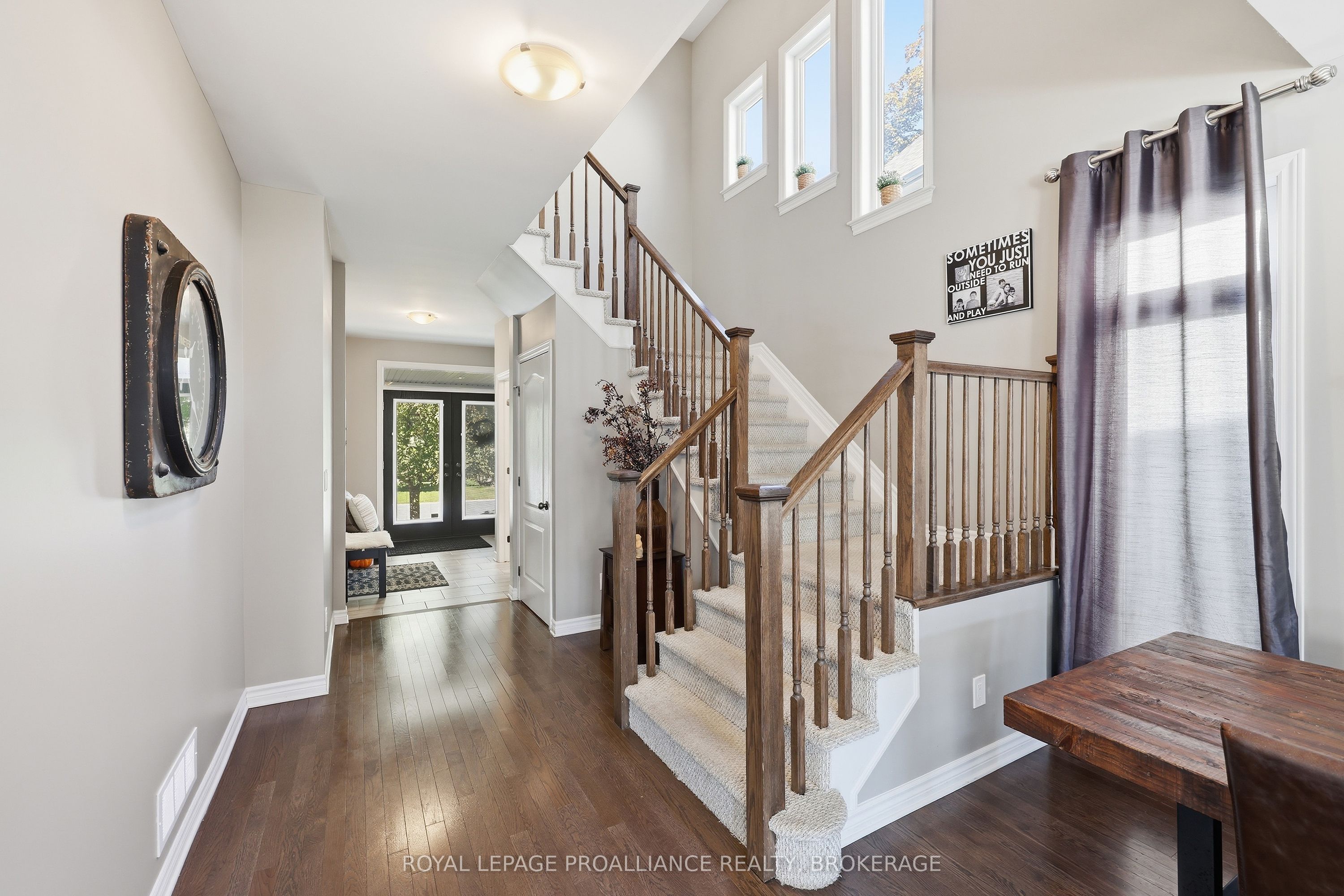 1369 Waterside Way Property Photo 4