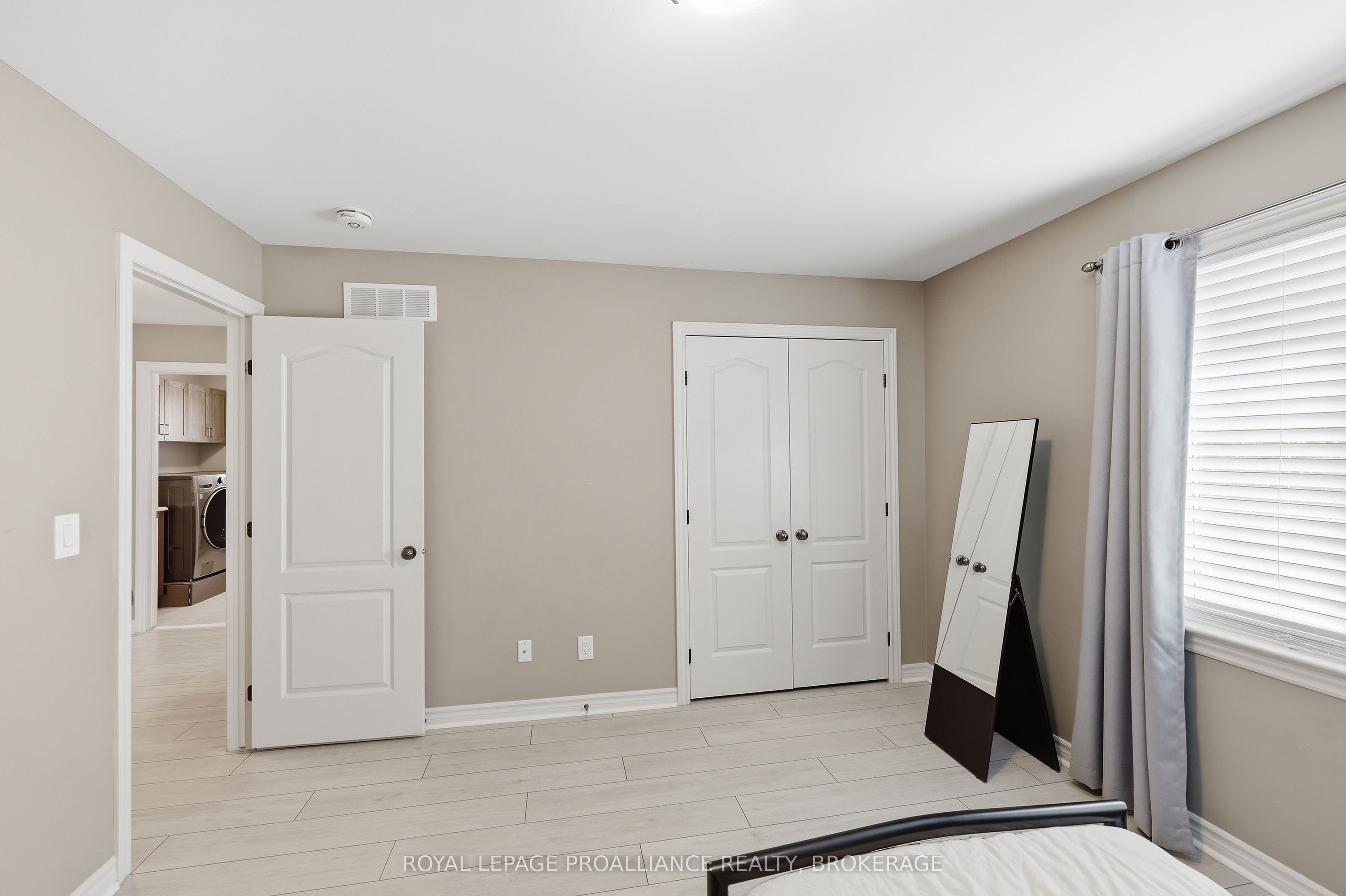 1369 Waterside Way Property Photo 29