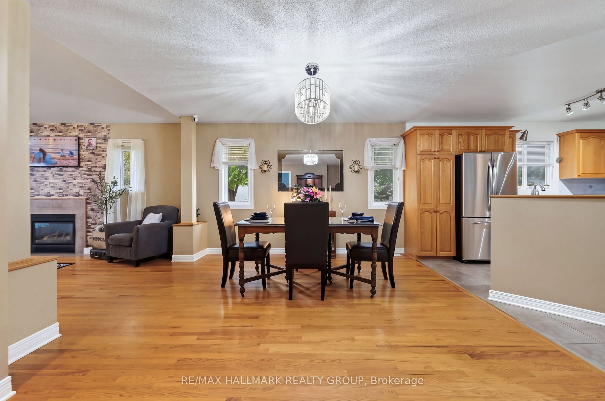 23 North Harrow Drive Property Photo 8