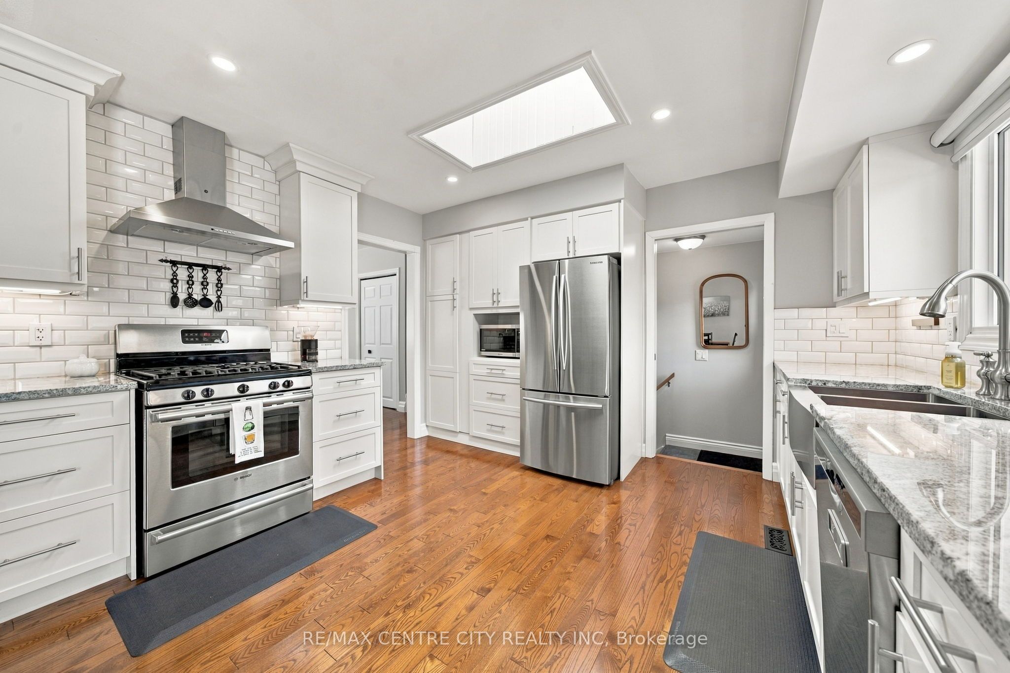 96 Tweed Crescent Property Photo 12
