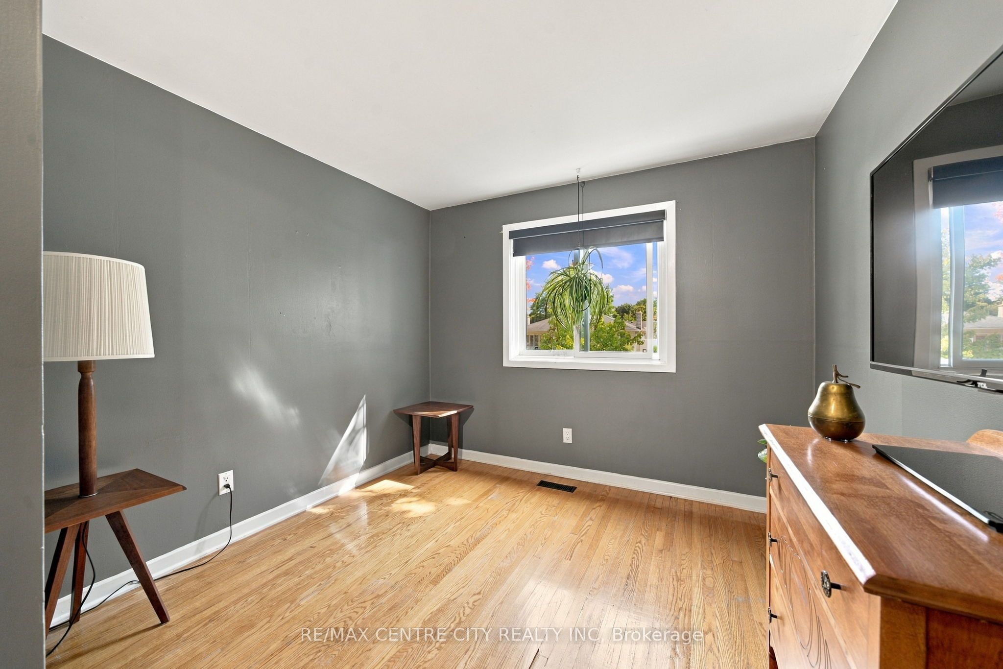 96 Tweed Crescent Property Photo 22