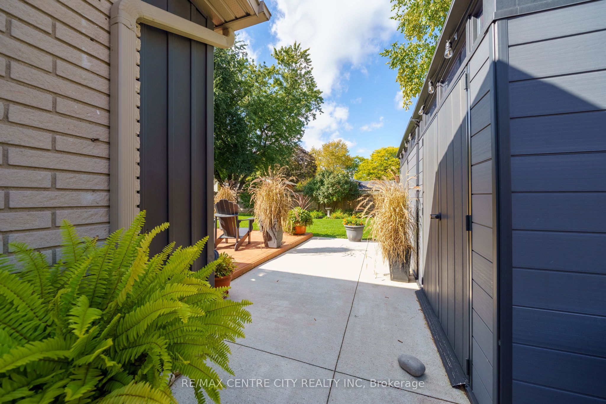 96 Tweed Crescent Property Photo 40