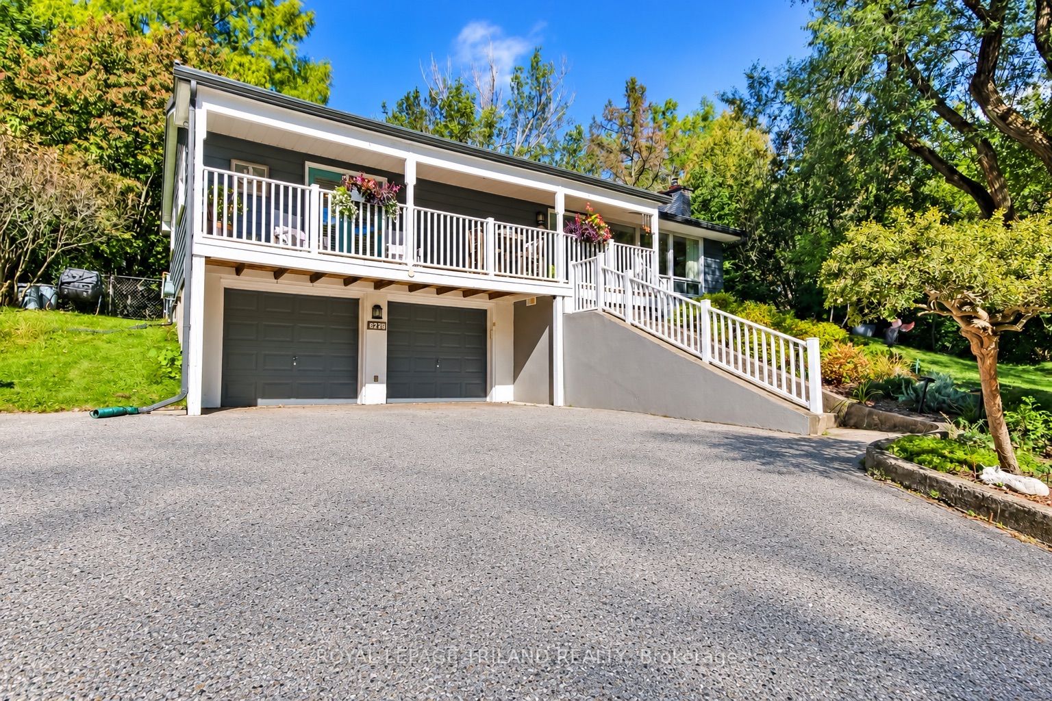 245 Currie Boulevard Property Photo 3