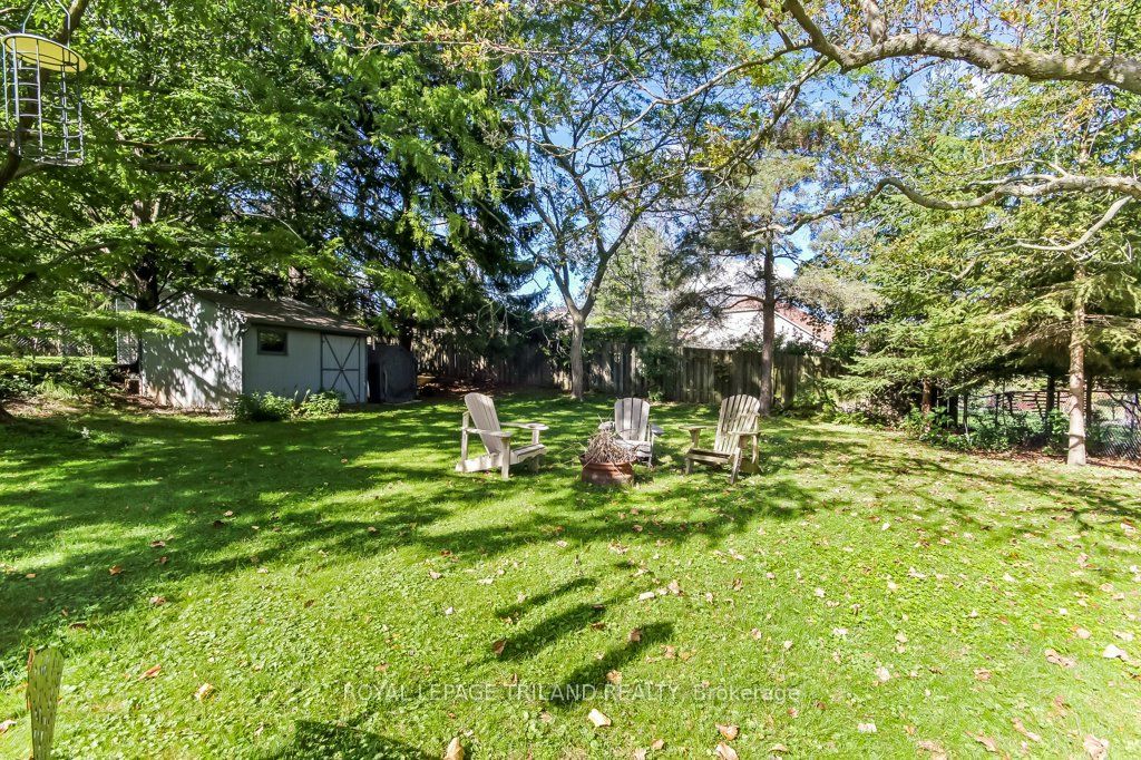 245 Currie Boulevard Property Photo 32