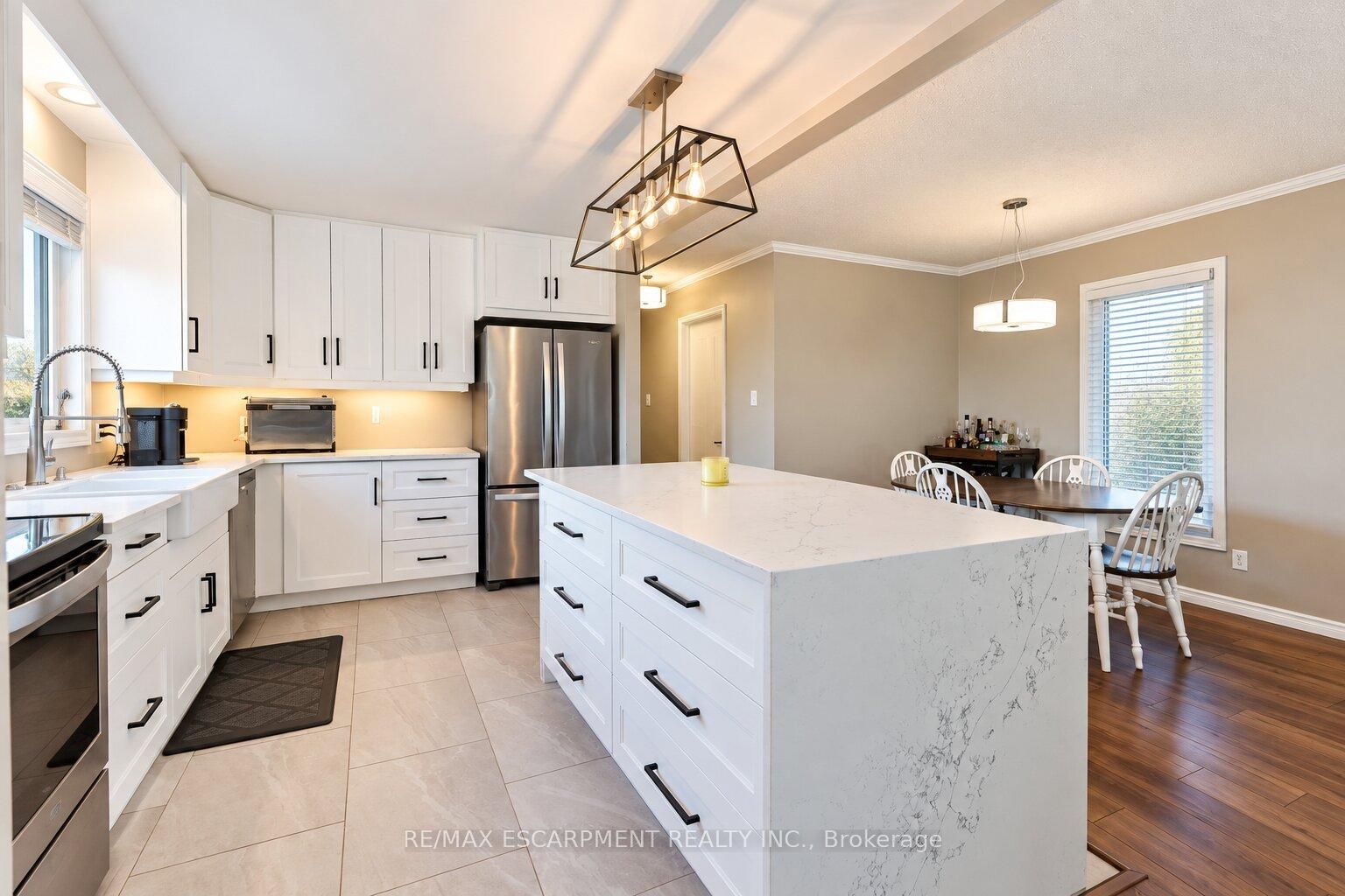 6 Sandra Crescent Property Photo 6