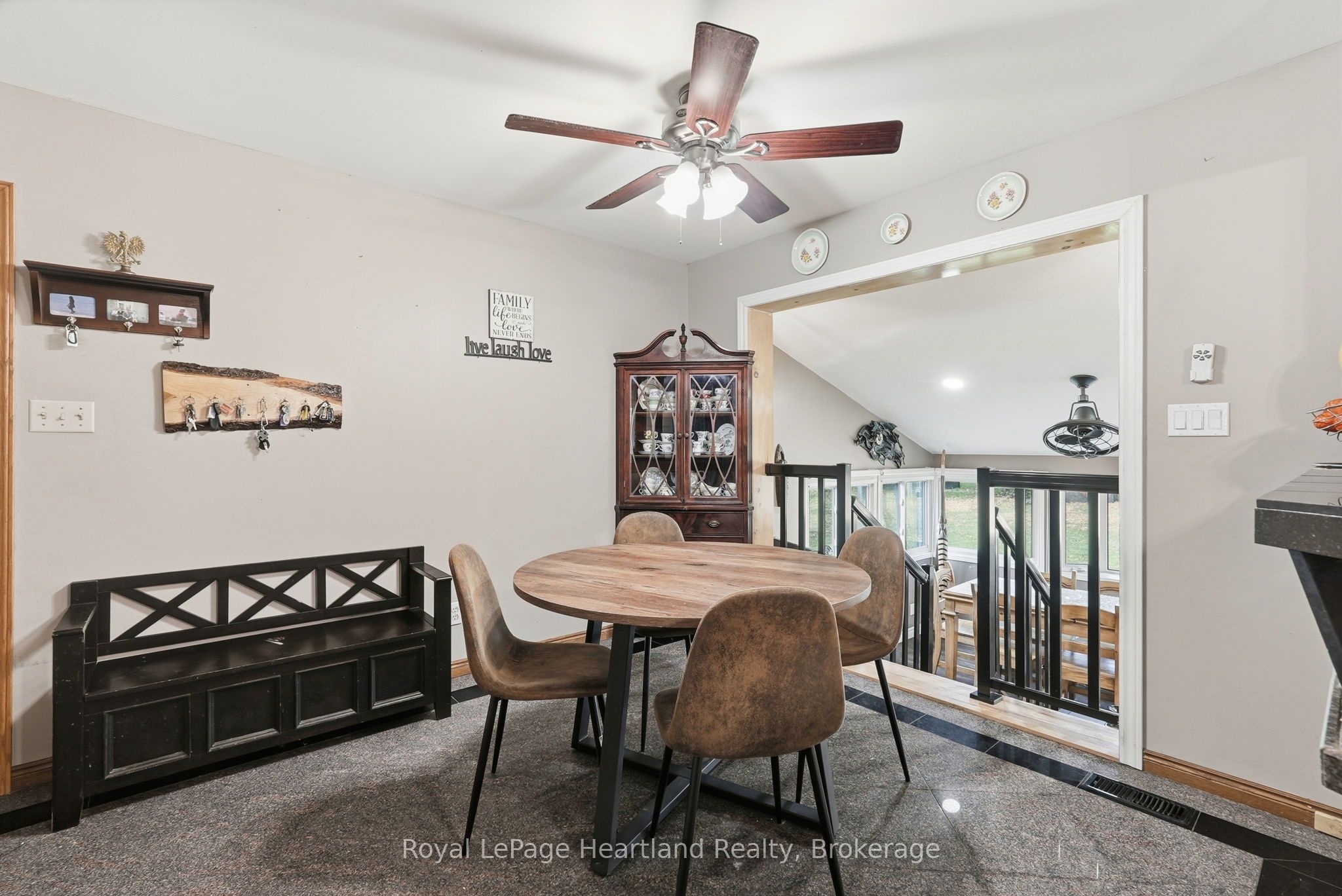 292 Wellington Street Property Photo 10