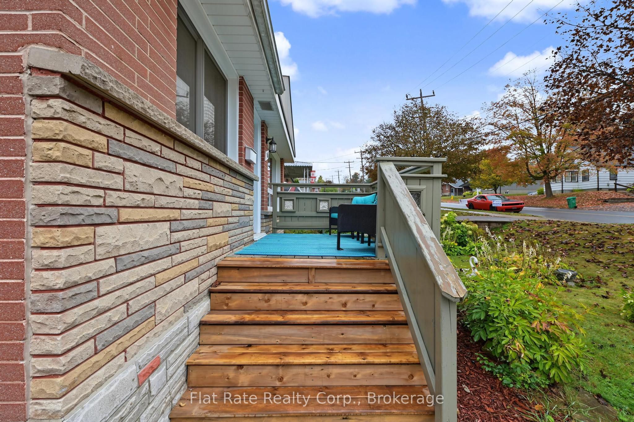 365 Highland Road Property Photo 4