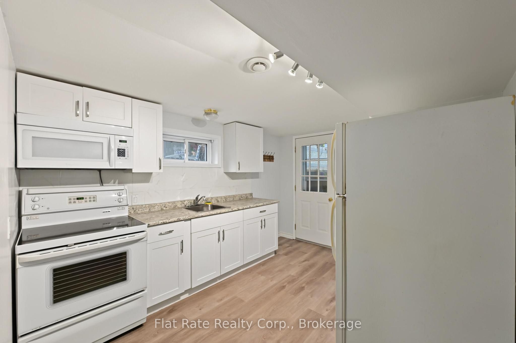 365 Highland Road Property Photo 18