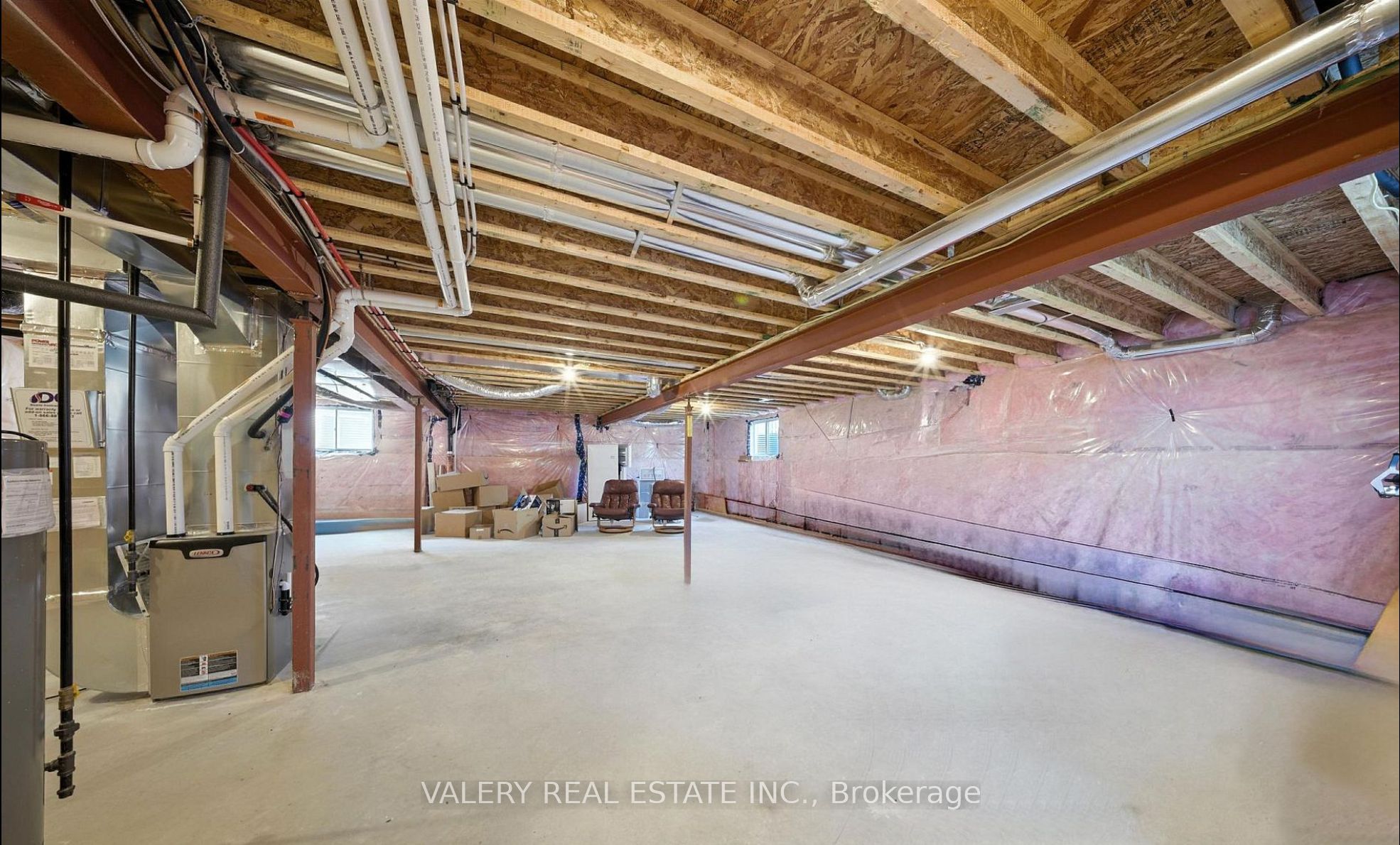 142 Ellen Street Property Photo 22