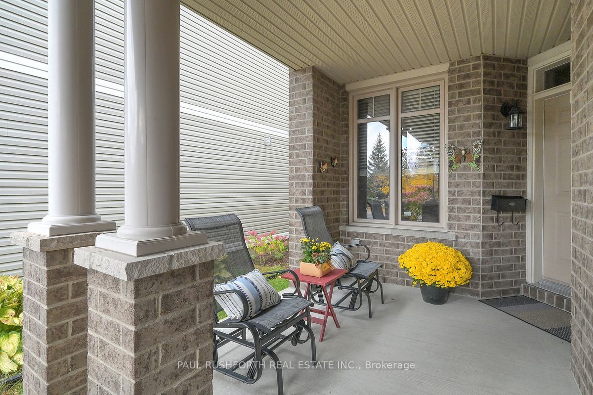 422 Claridge Drive Property Photo 3