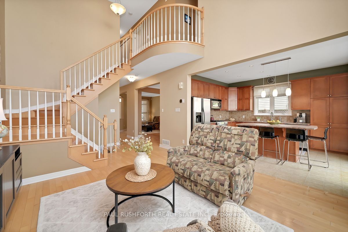 422 Claridge Drive Property Photo 16