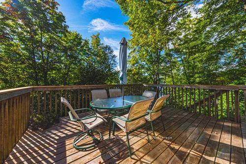 1064 Whiskey Jack Lane Property Photo 25
