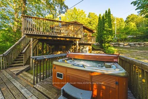 1064 Whiskey Jack Lane Property Photo 26