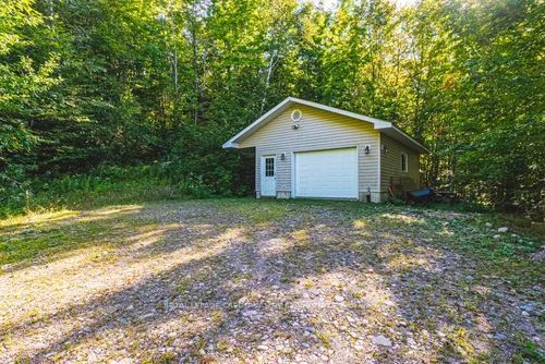 1064 Whiskey Jack Lane Property Photo 41