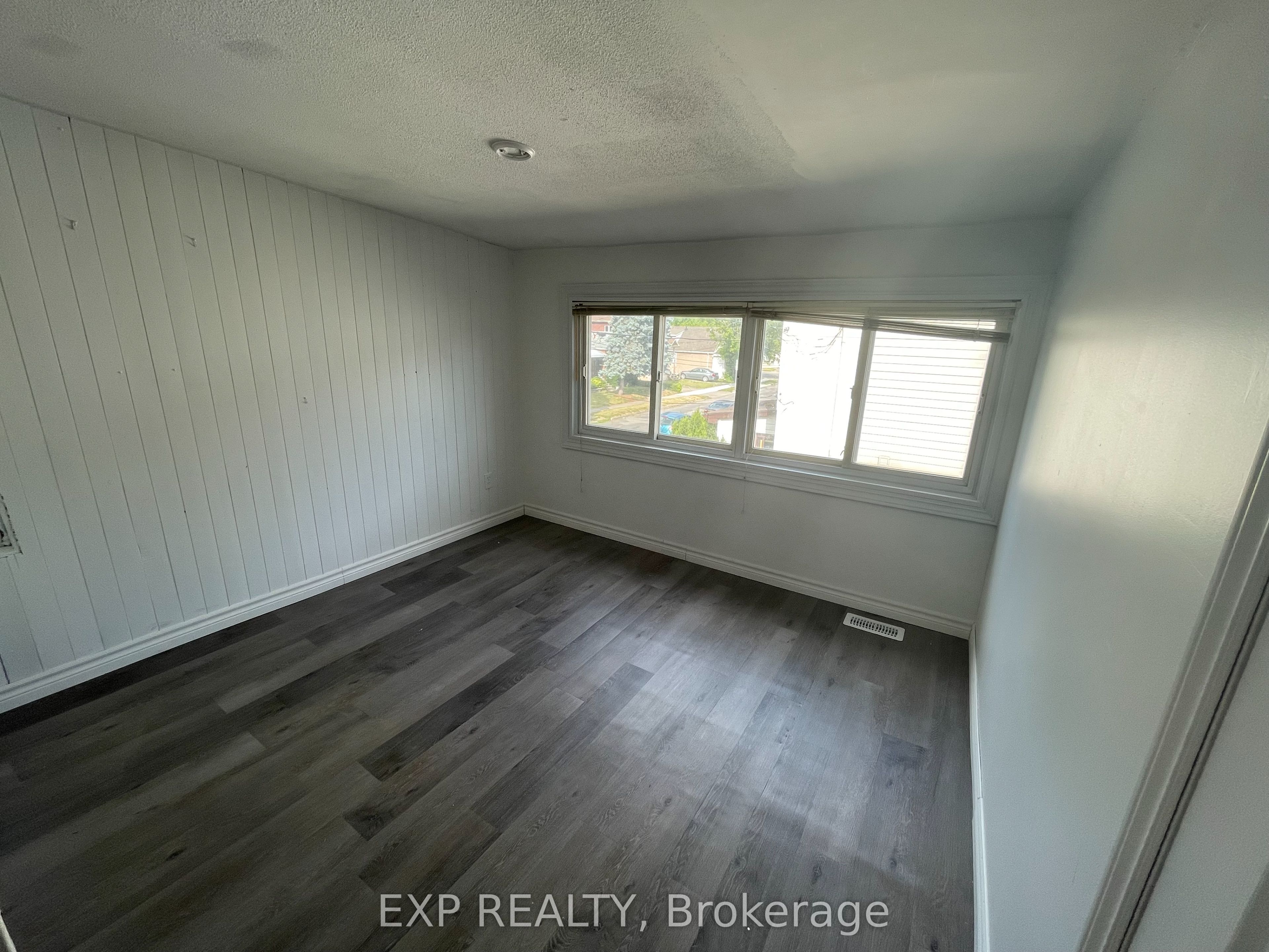 81 Holmes Avenue Property Photo 1