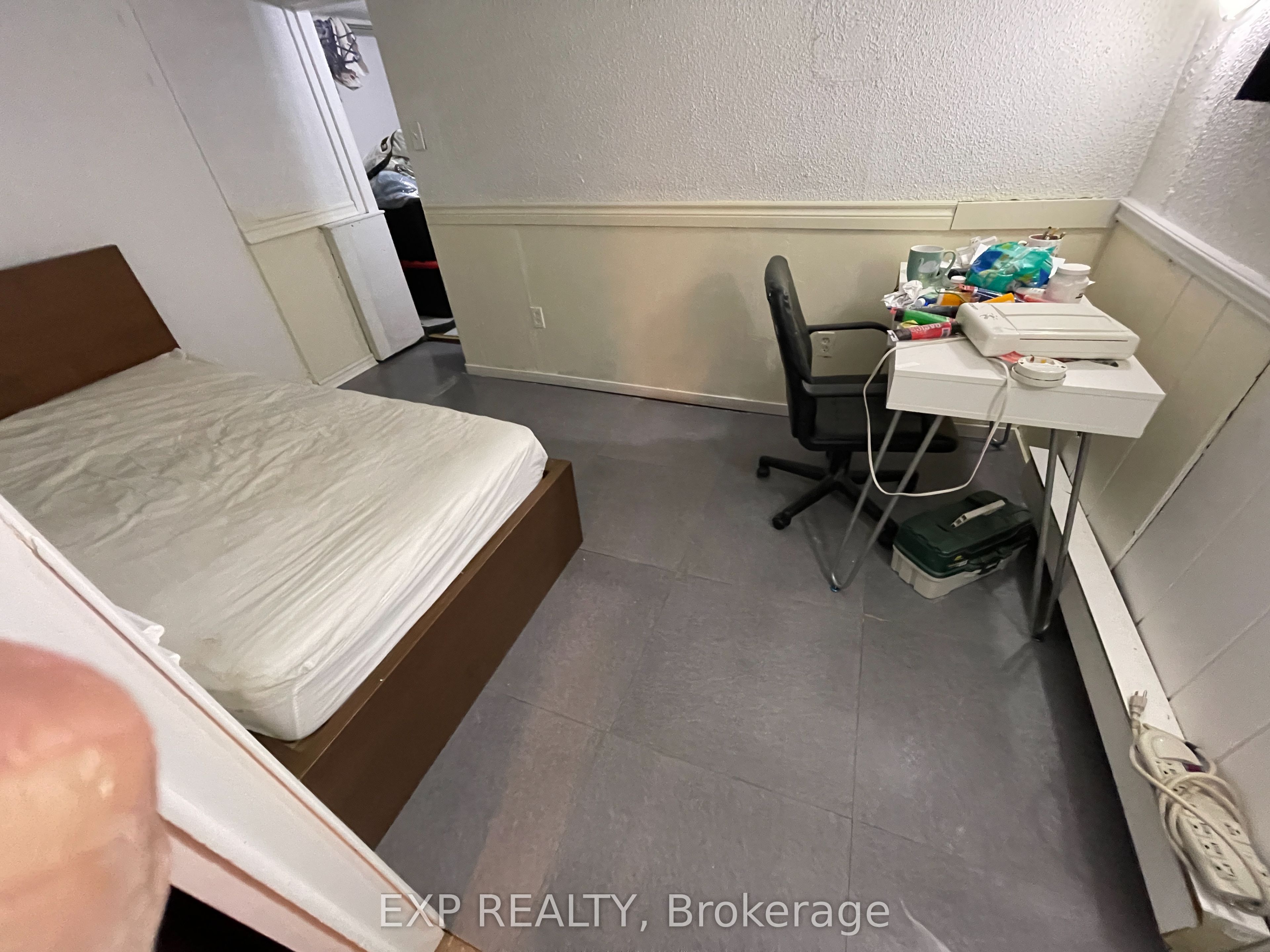 81 Holmes Avenue Property Photo 10