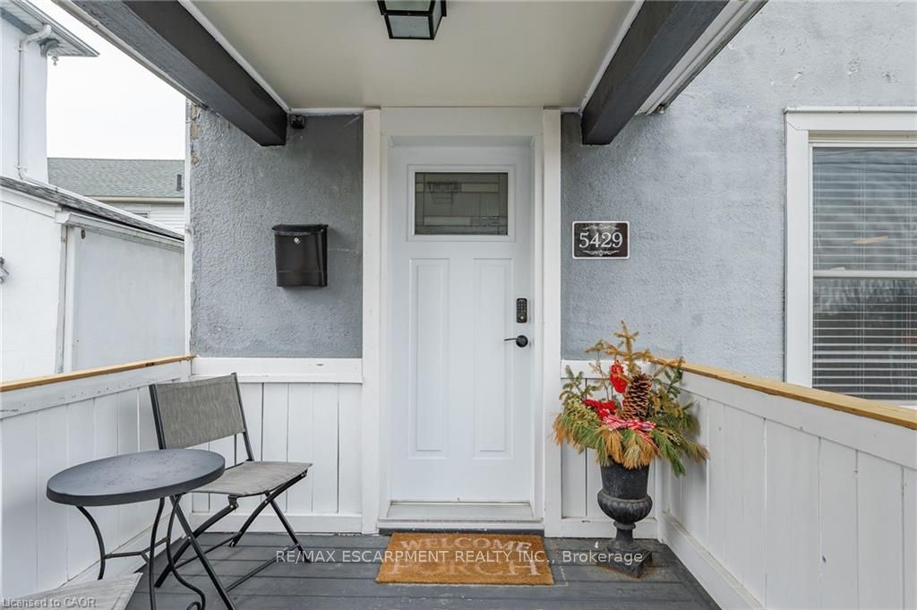 5429 Second Avenue Property Photo 1