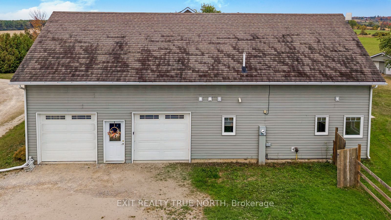 145489 16 Side Road Property Photo 5