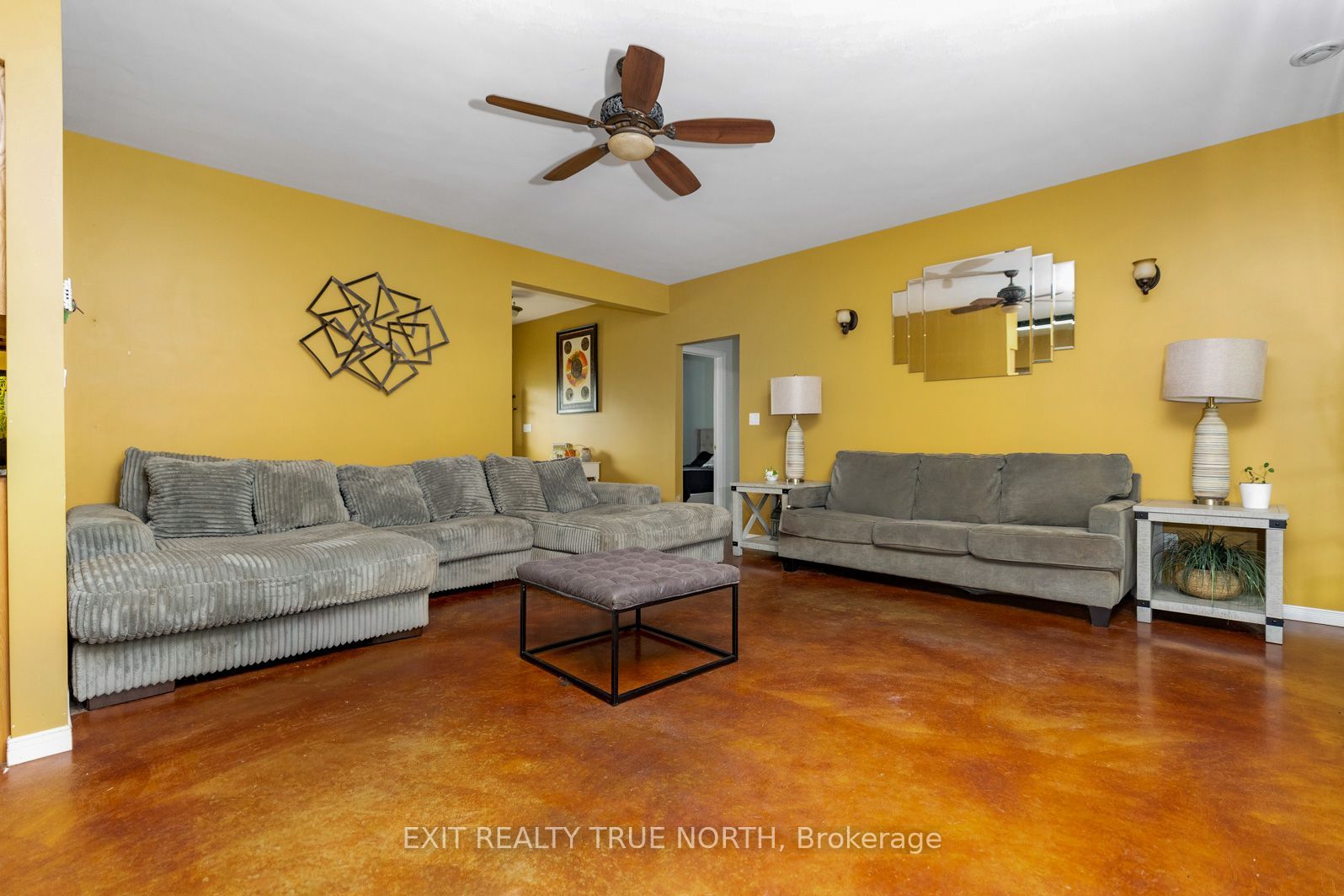 145489 16 Side Road Property Photo 17