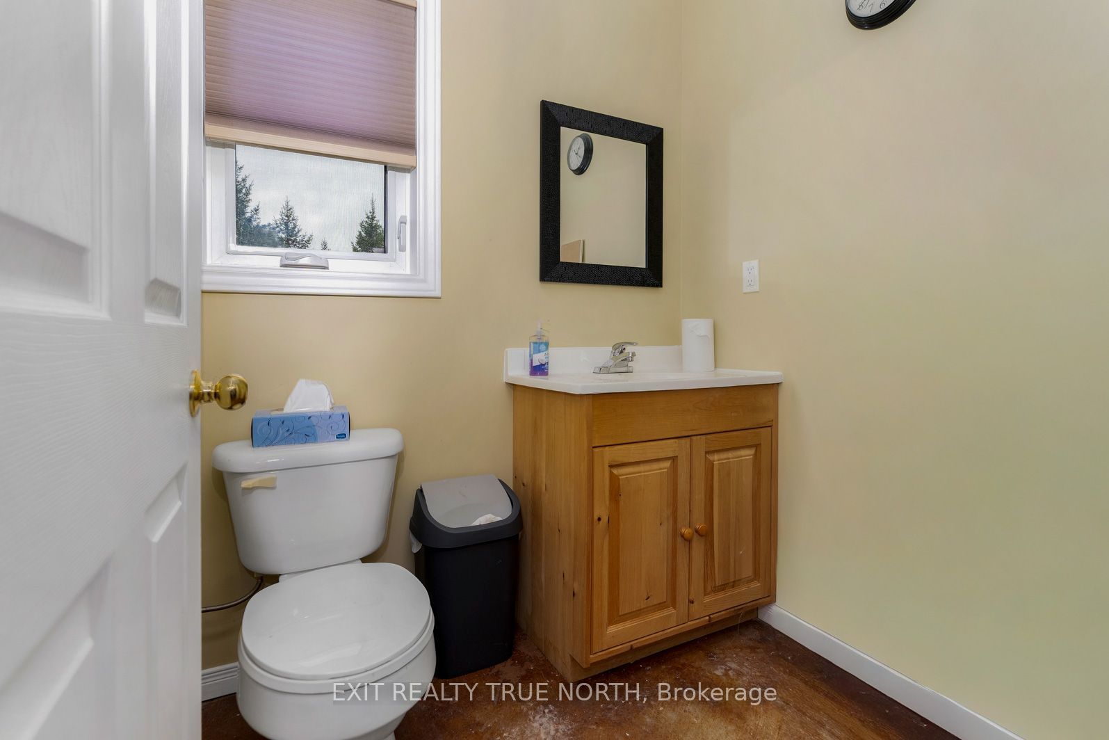 145489 16 Side Road Property Photo 28