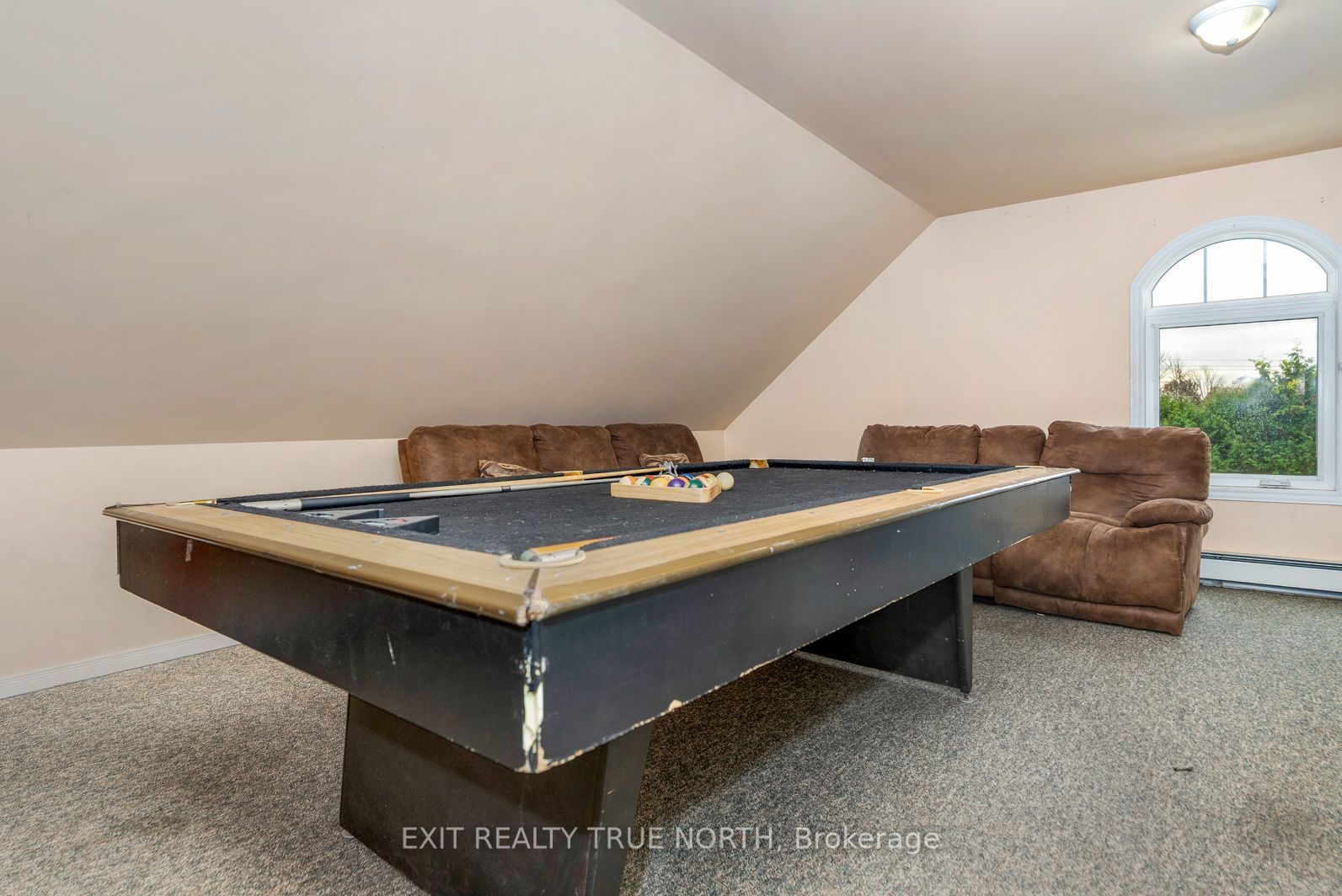 145489 16 Side Road Property Photo 38
