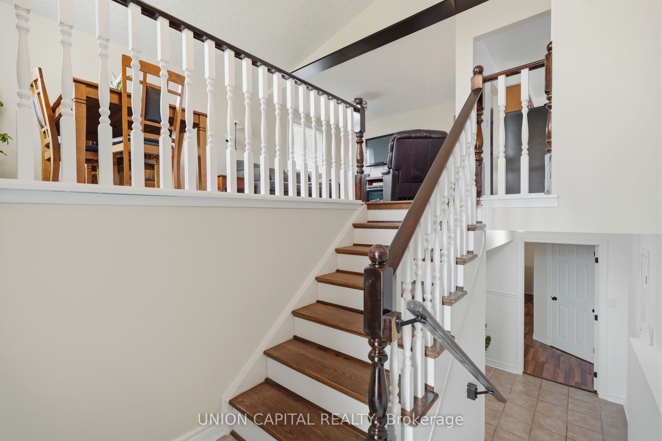 6699 Montrose Road Property Photo 2