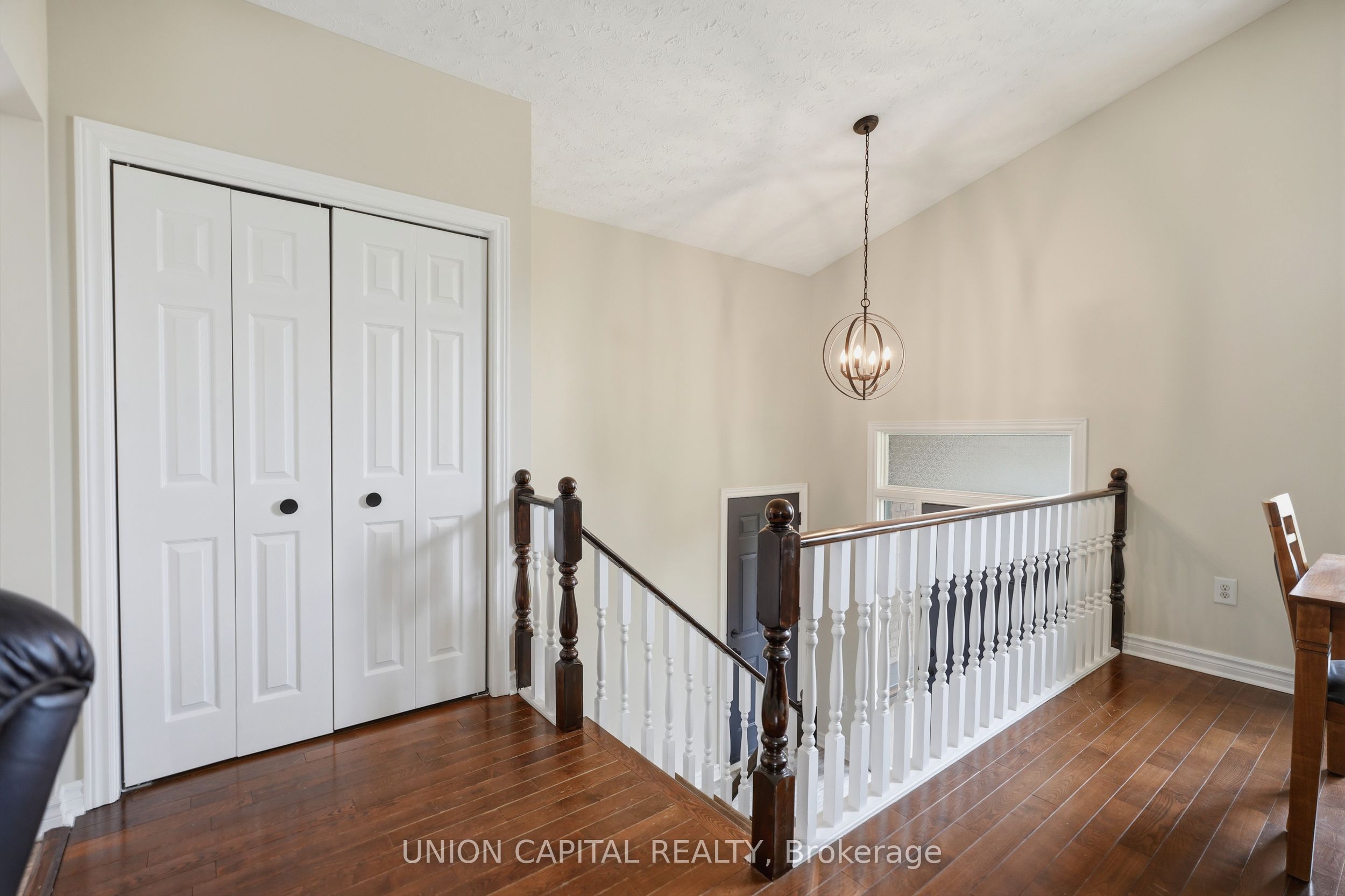 6699 Montrose Road Property Photo 4