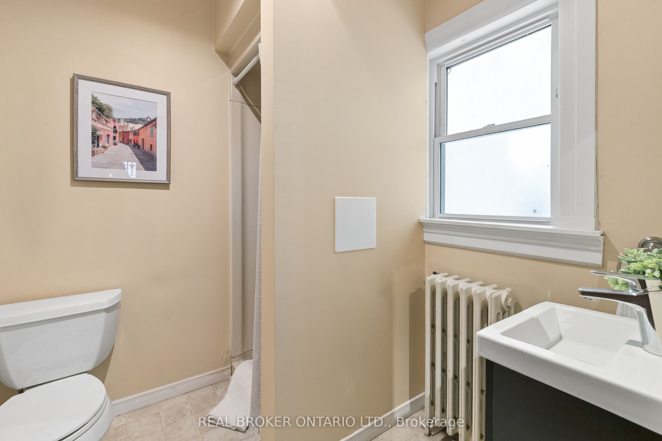 148 Lydia Street Property Photo 7