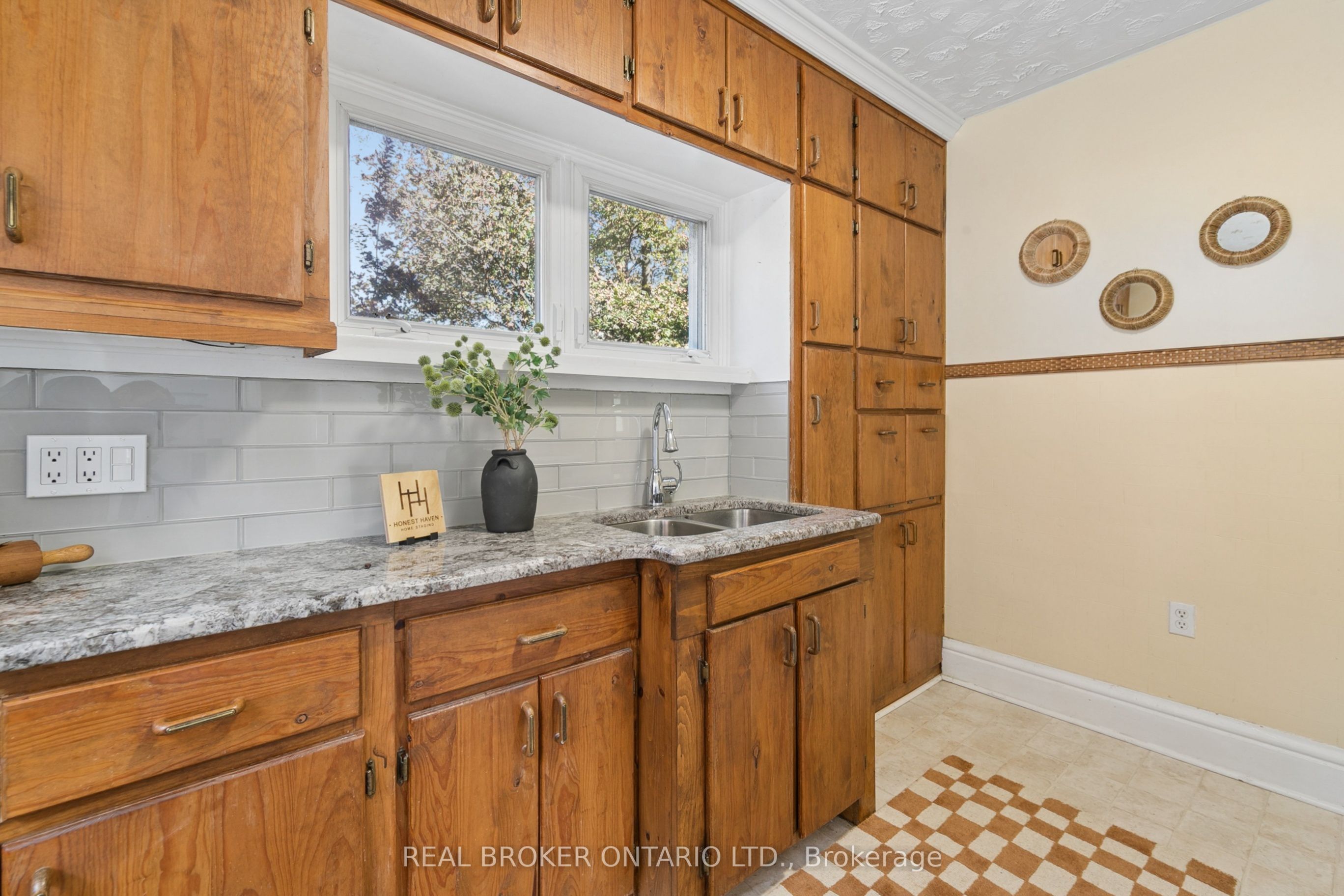 148 Lydia Street Property Photo 13