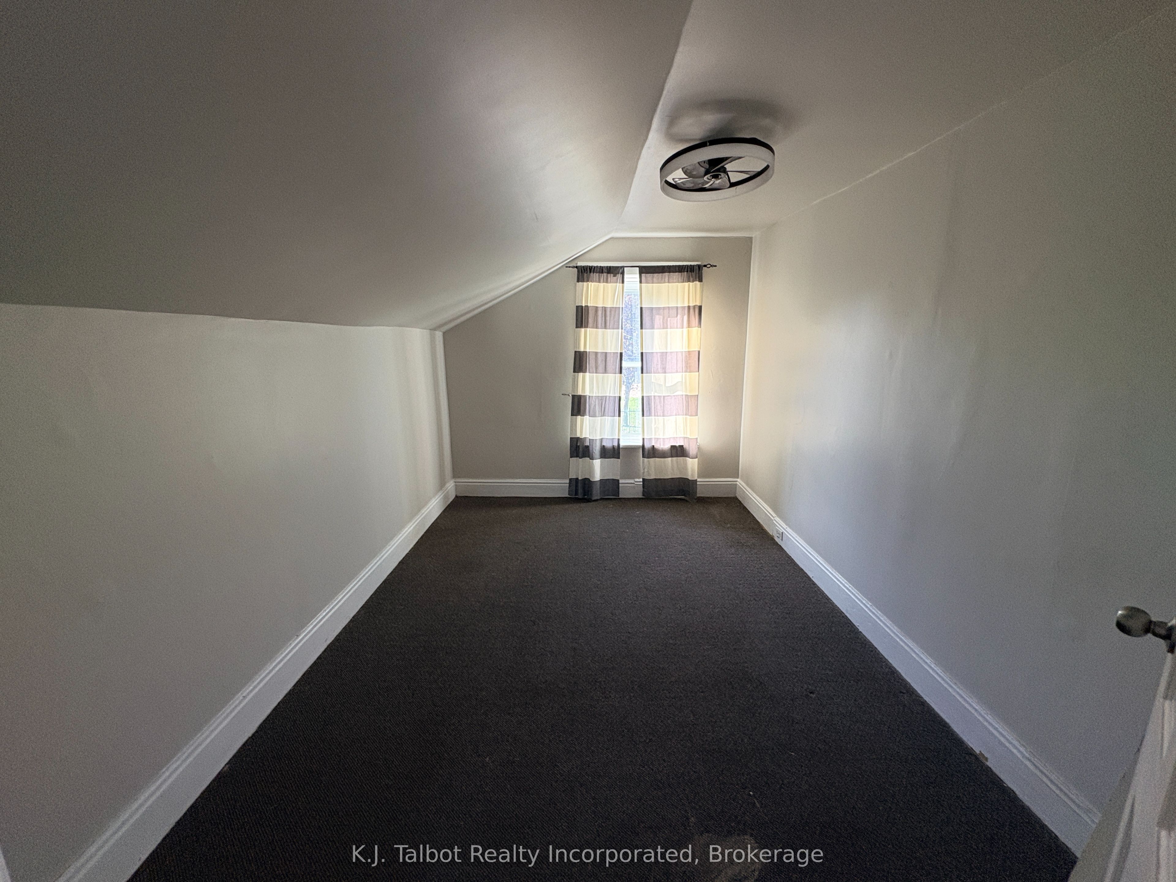 101-103 Bruce Street E Property Photo 15