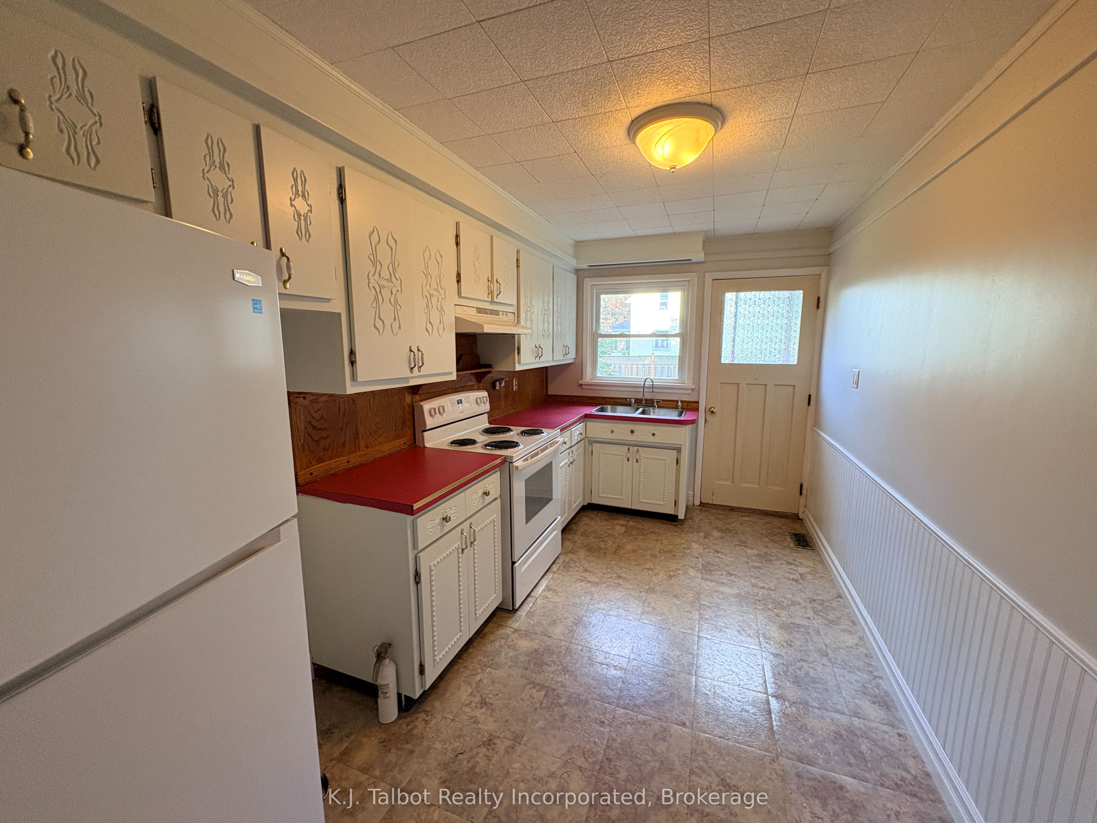 101-103 Bruce Street E Property Photo 24