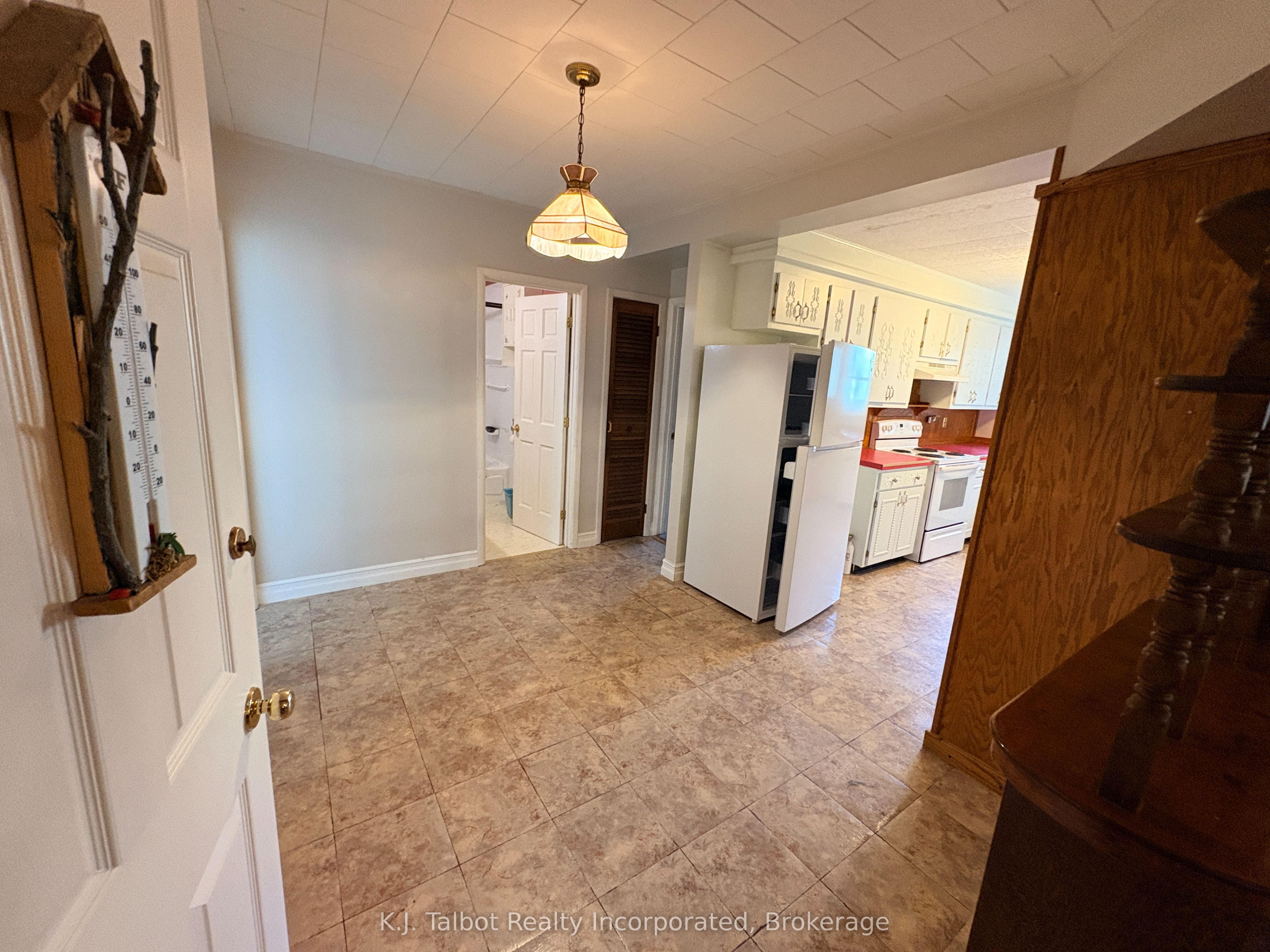 101-103 Bruce Street E Property Photo 26